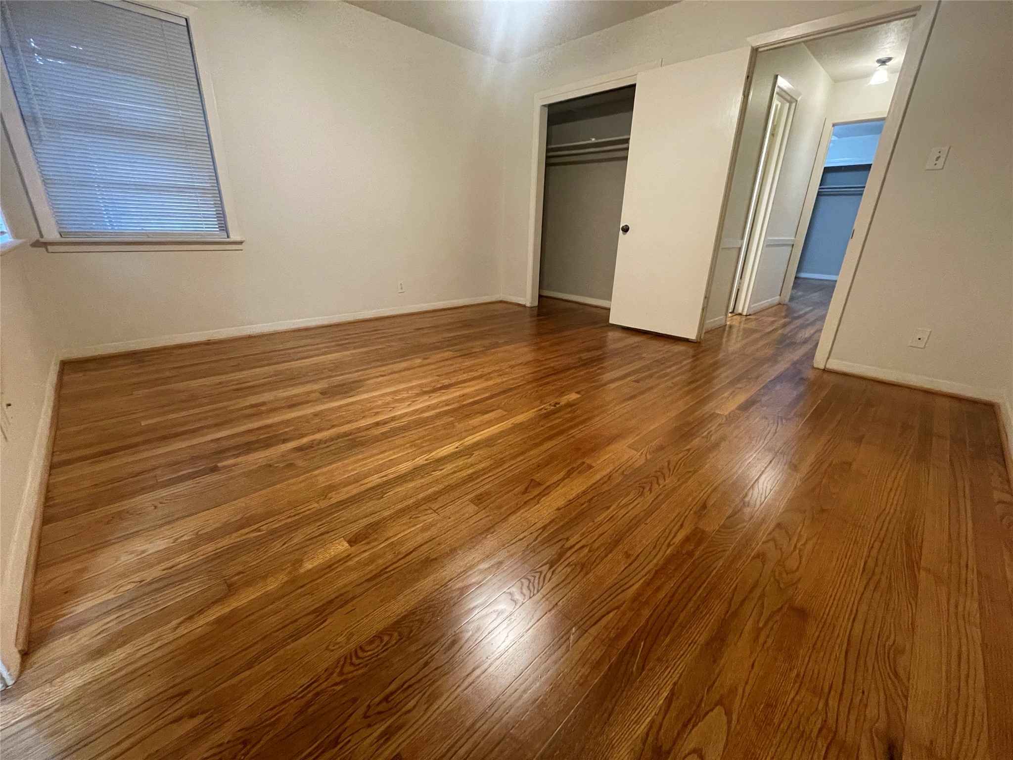5042 Grape Street Property Photo 18