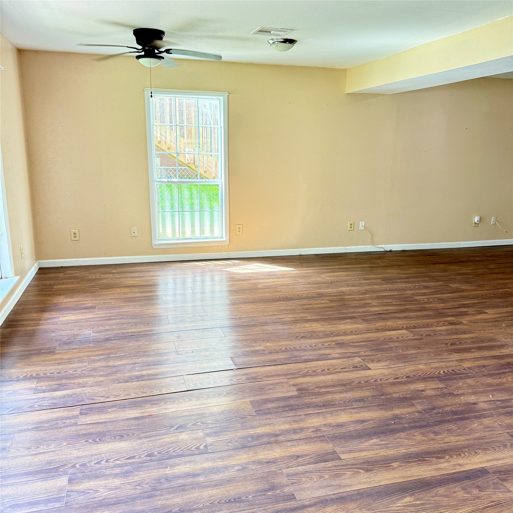 6326 County Road 659 Lower Unit Property Photo 2