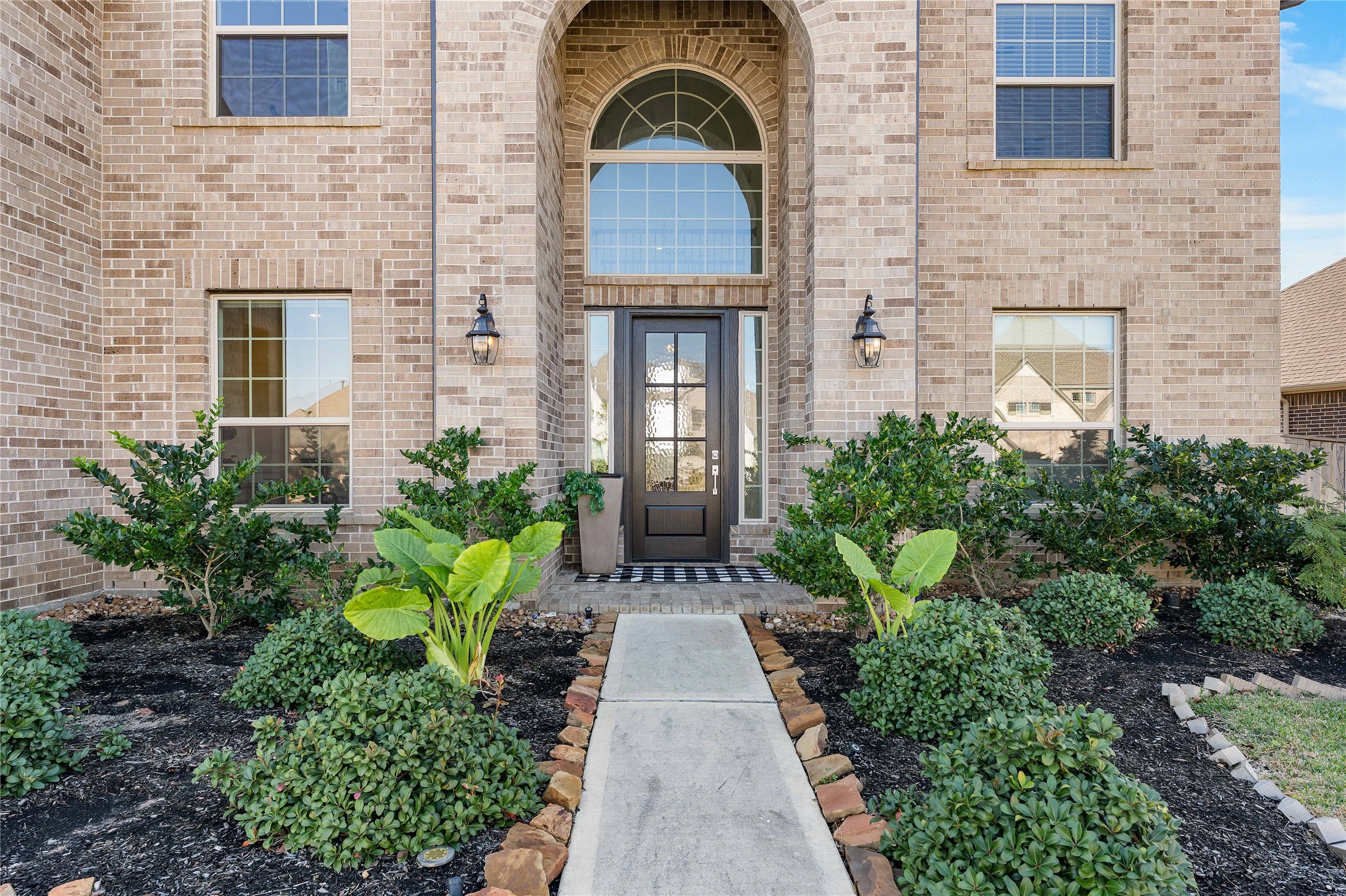 6507 Poplar Meadow Lane Property Photo 3