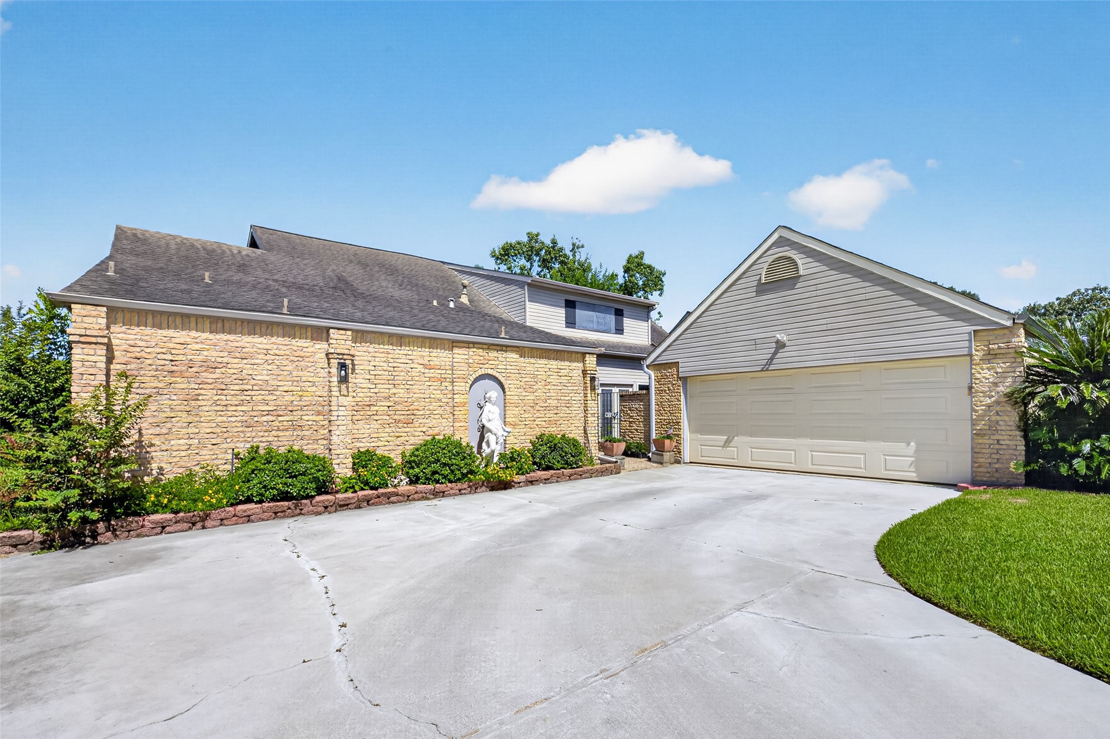 3710 Point Clear Drive Property Photo 1