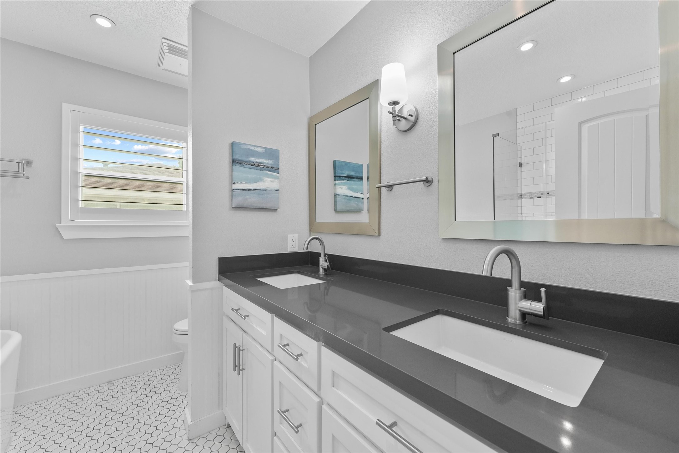 5618 Dawnridge Drive Property Photo 10