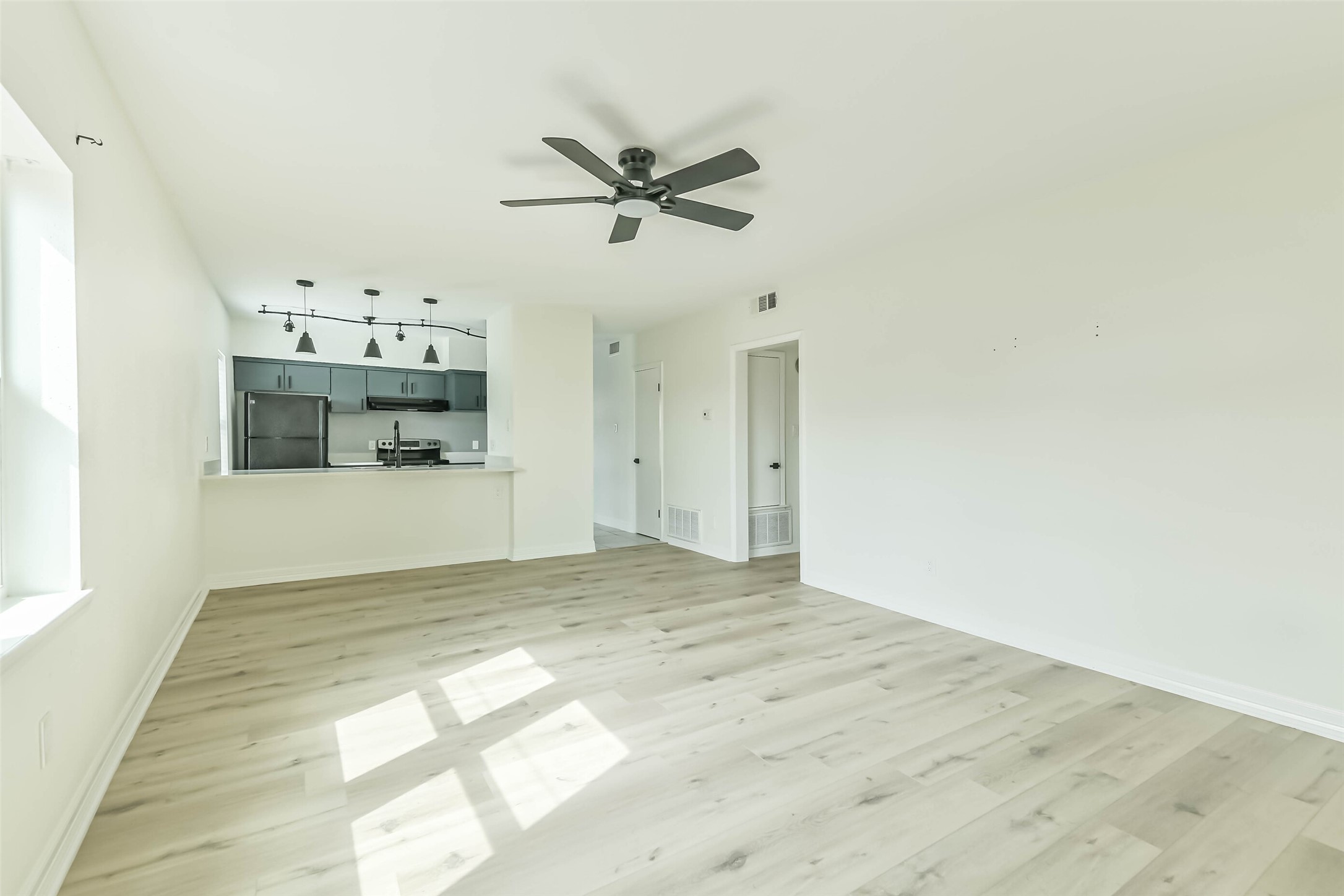 5922 Fairdale Lane C Property Photo 6