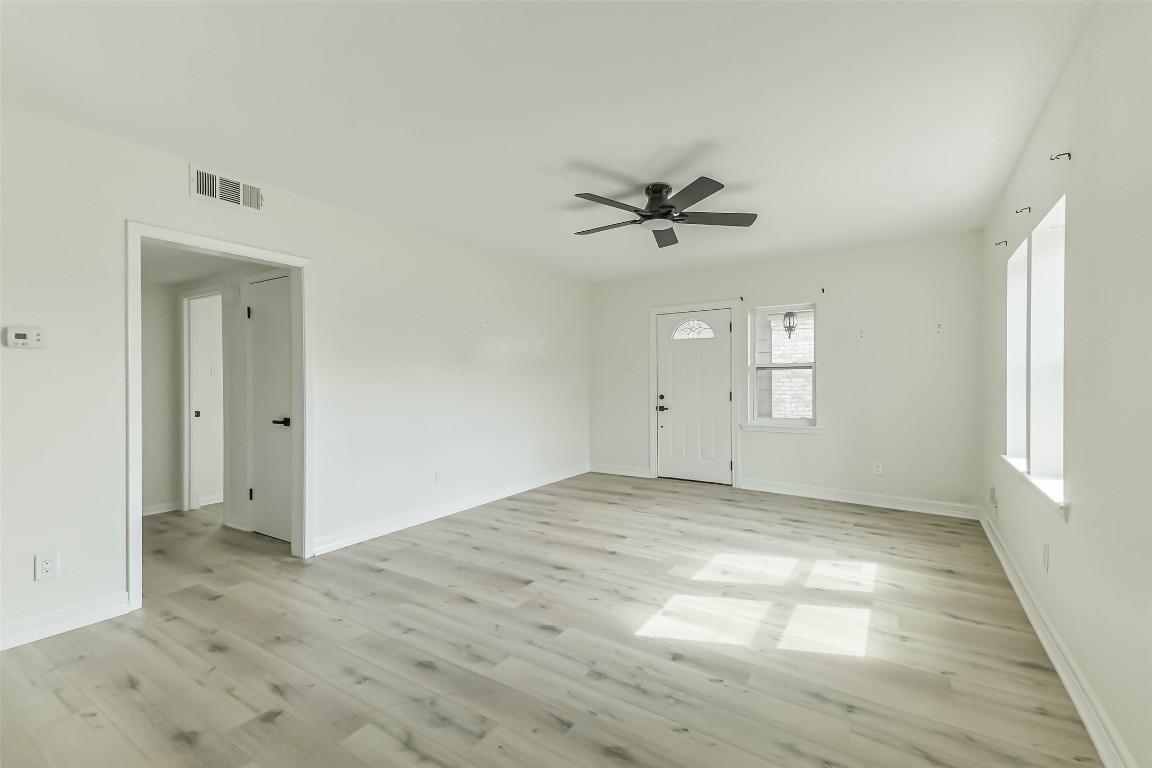 5922 Fairdale Lane C Property Photo 9