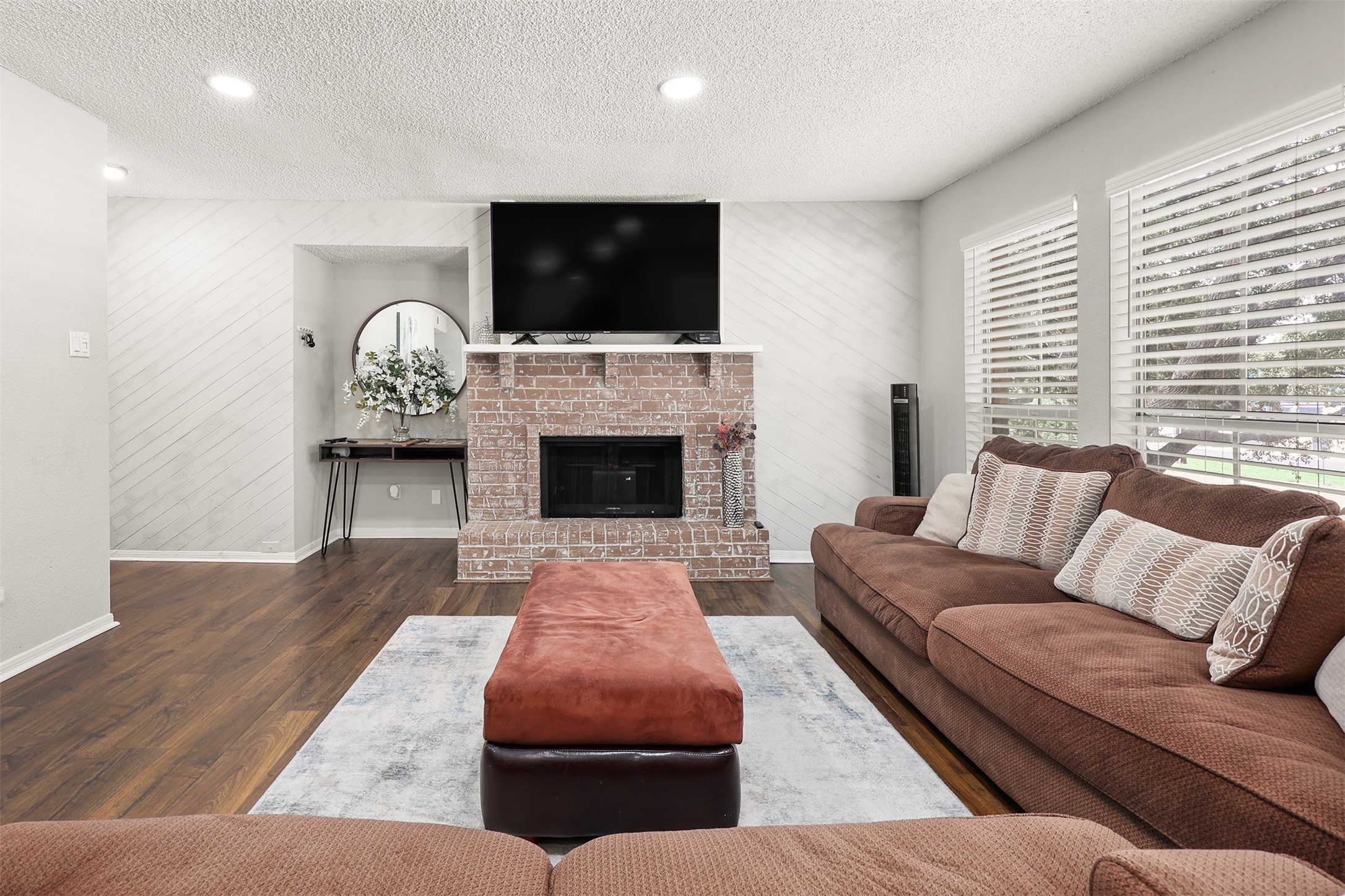 1516 Bay Area Boulevard D2 Property Photo 1