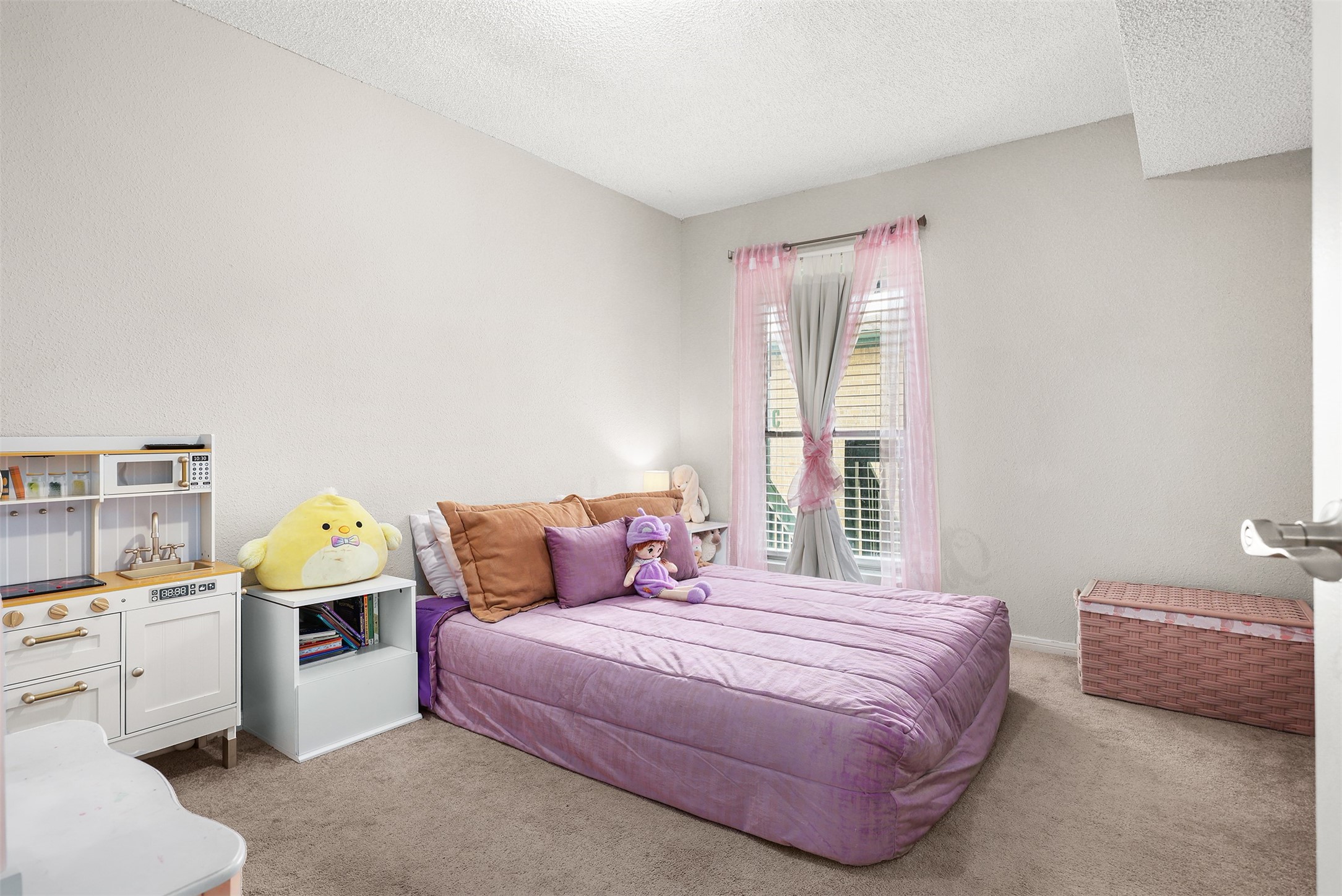 1516 Bay Area Boulevard D2 Property Photo 9