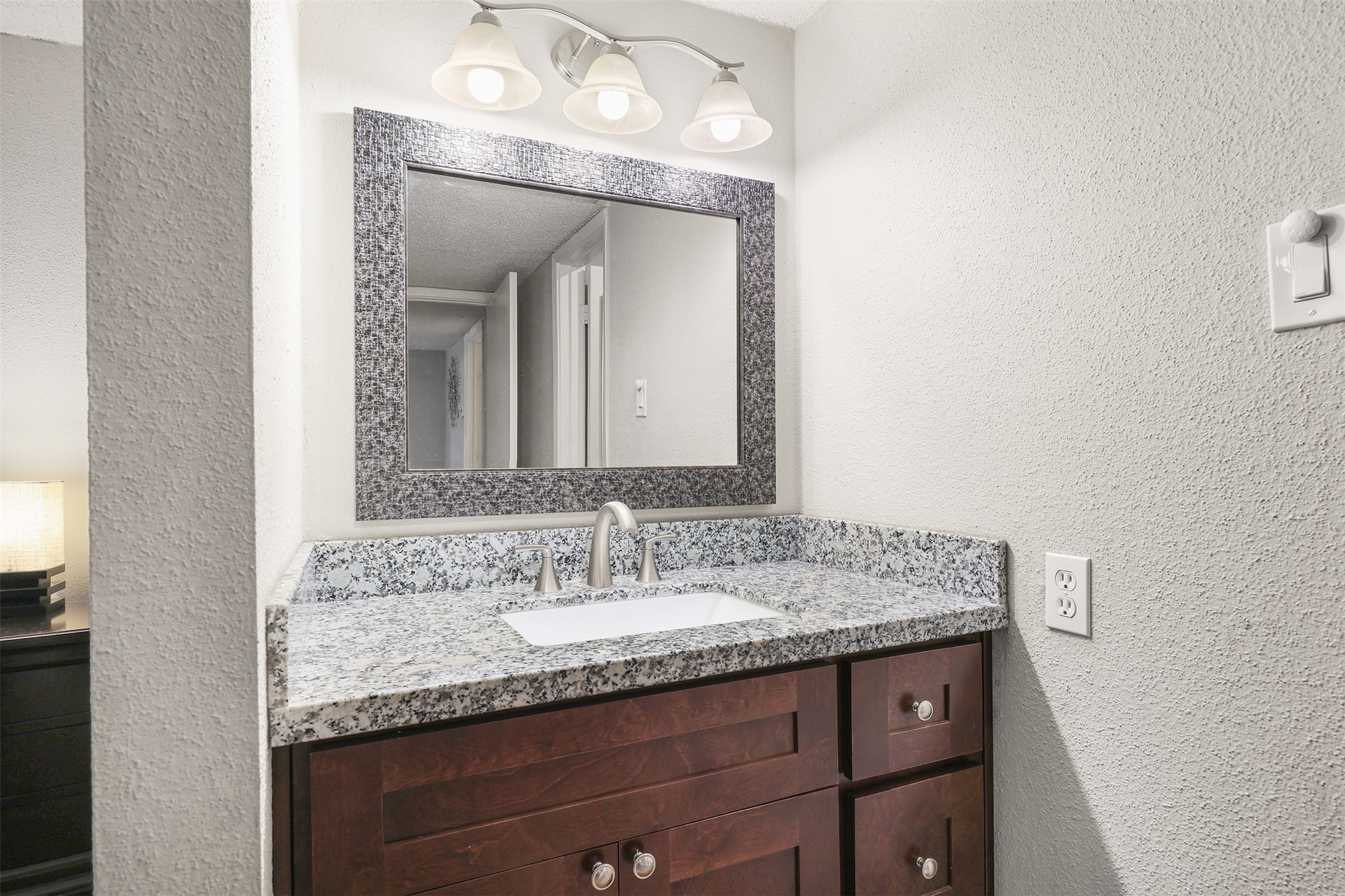 1516 Bay Area Boulevard D2 Property Photo 14