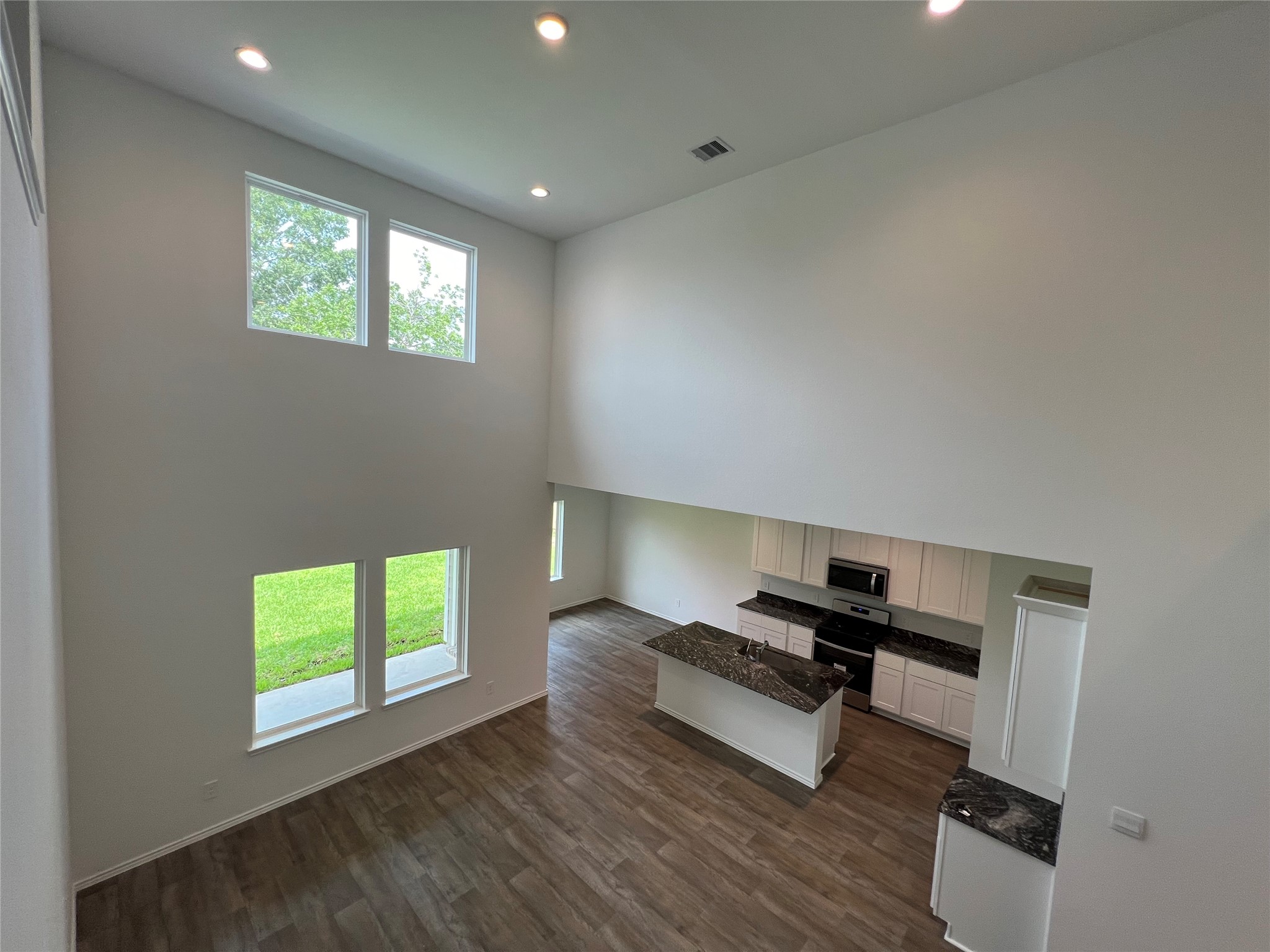 2712 Bryan Grove Lane Property Photo 14