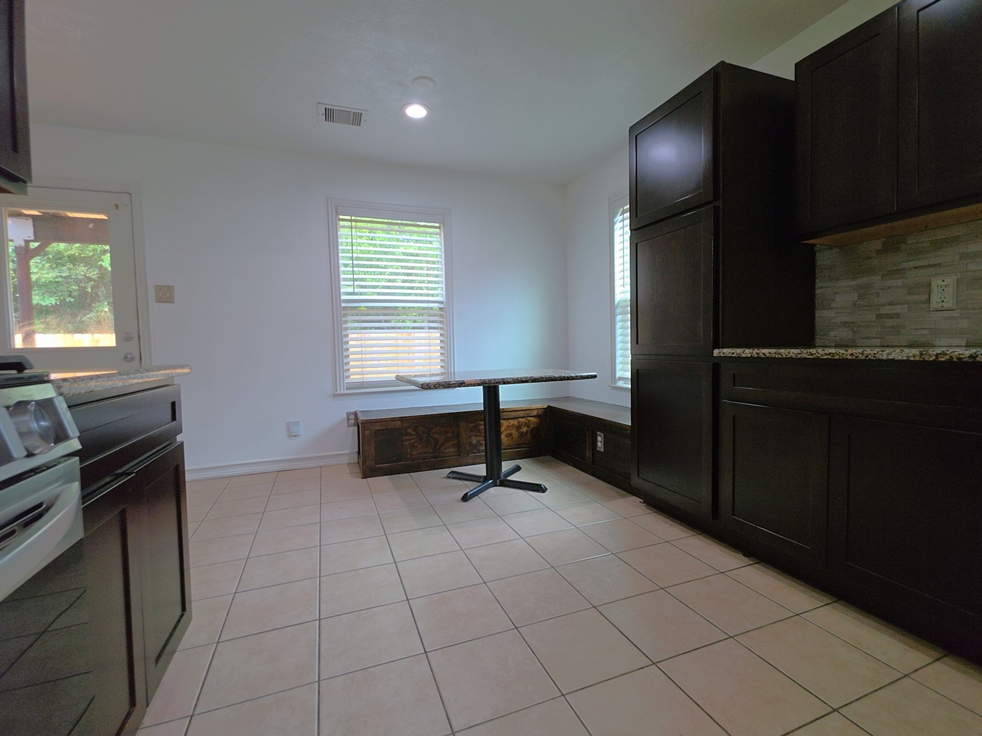 2507 Cypress Island Drive Property Photo 3