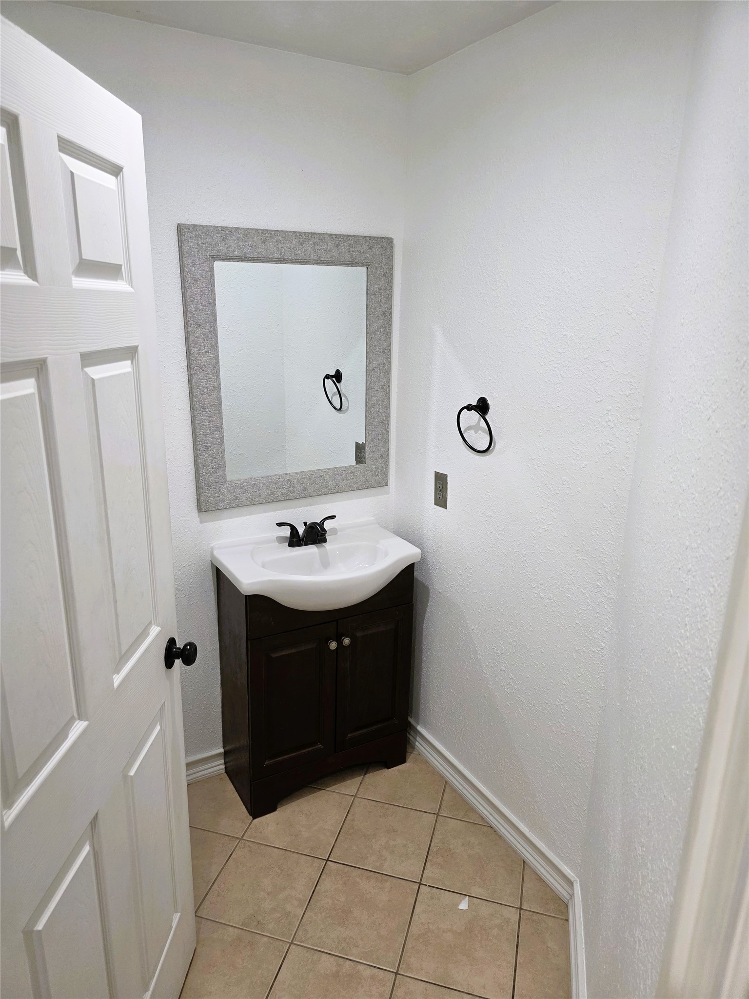 2507 Cypress Island Drive Property Photo 8