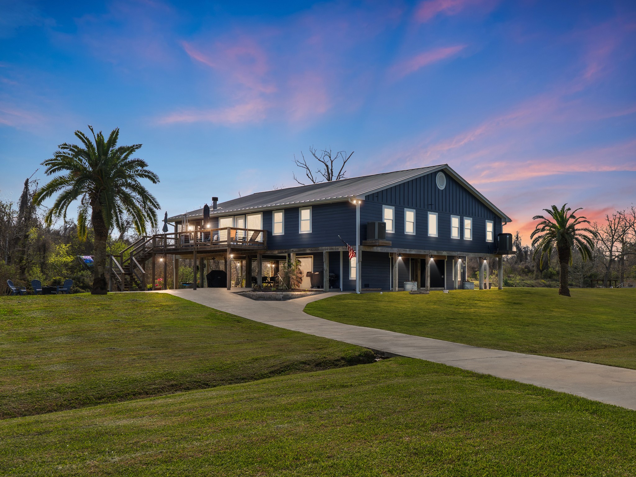 890 Exotic Isle Drive Property Photo 1