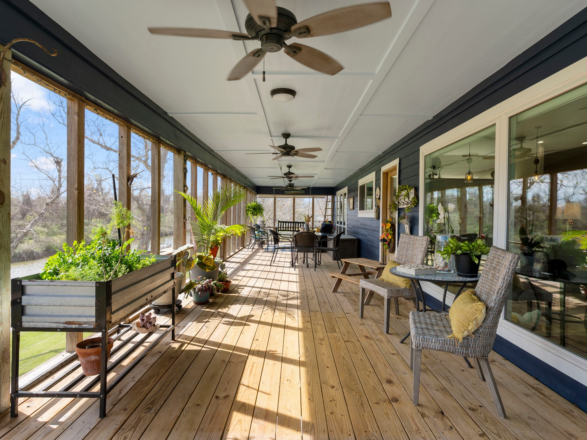 890 Exotic Isle Drive Property Photo 16