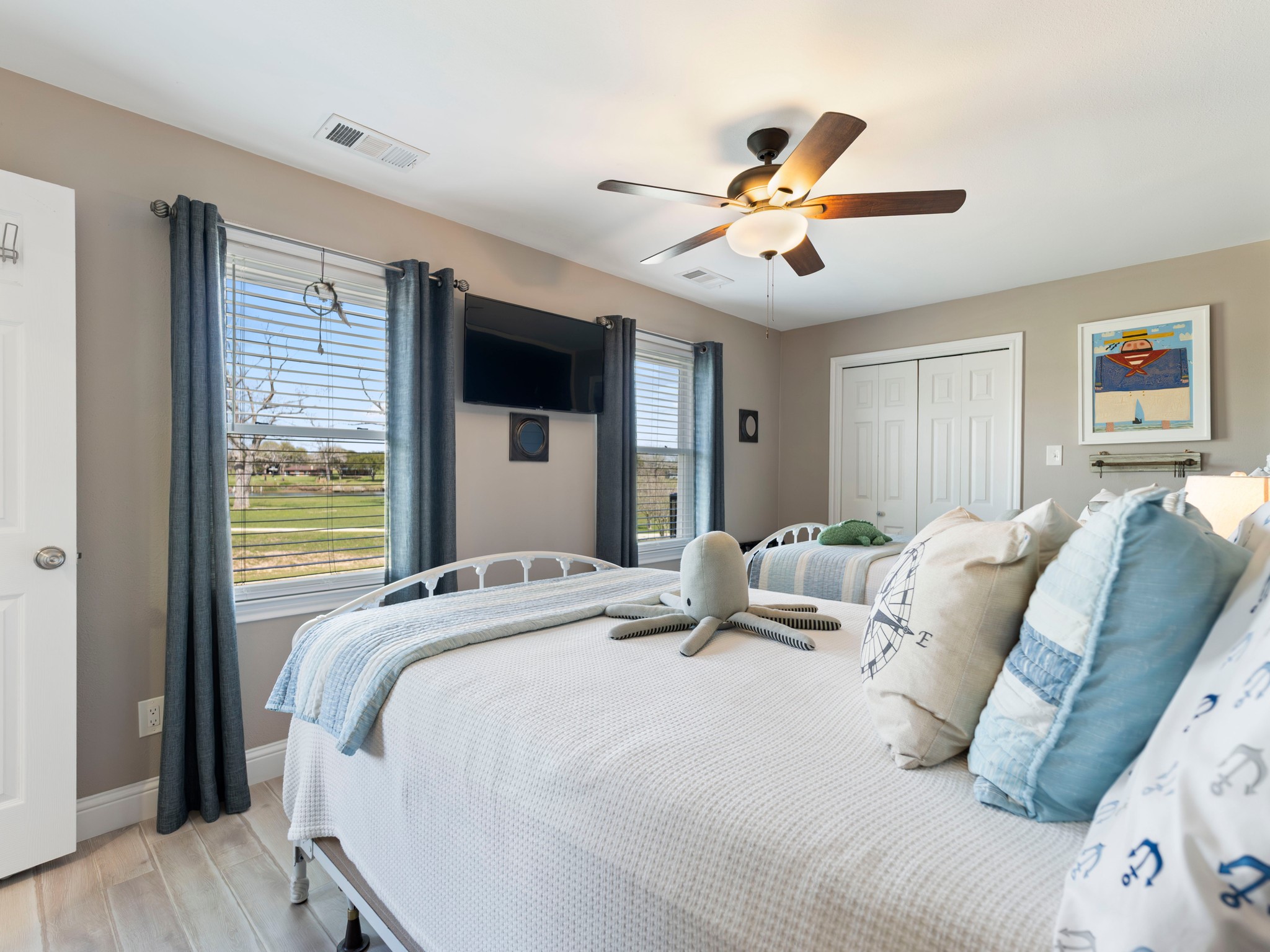 890 Exotic Isle Drive Property Photo 46