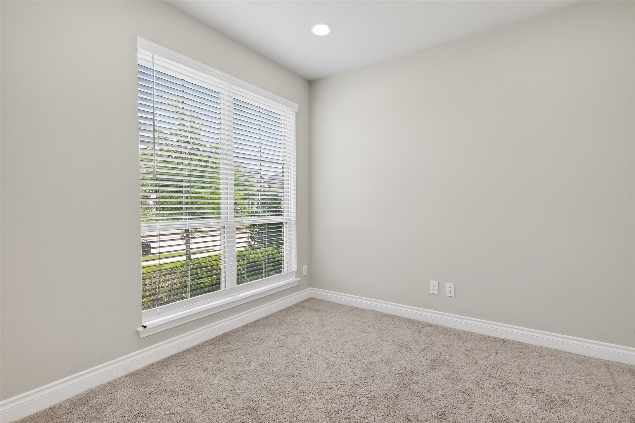 1806 Hackberry Heights Drive Property Photo 5