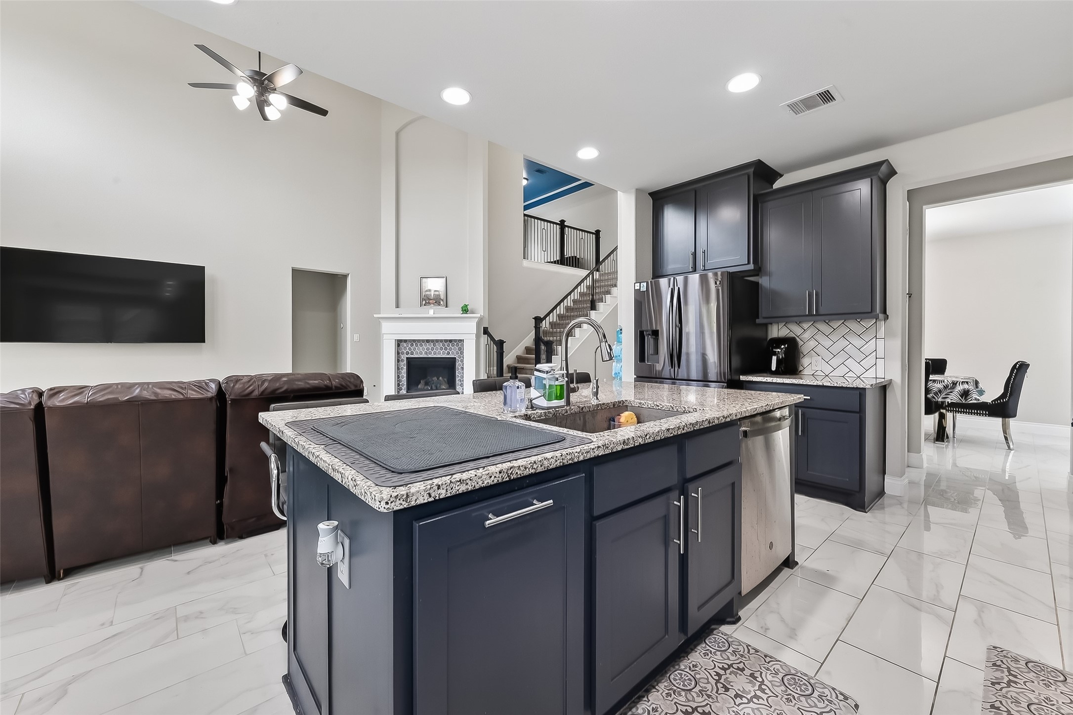 1806 Hackberry Heights Drive Property Photo 18
