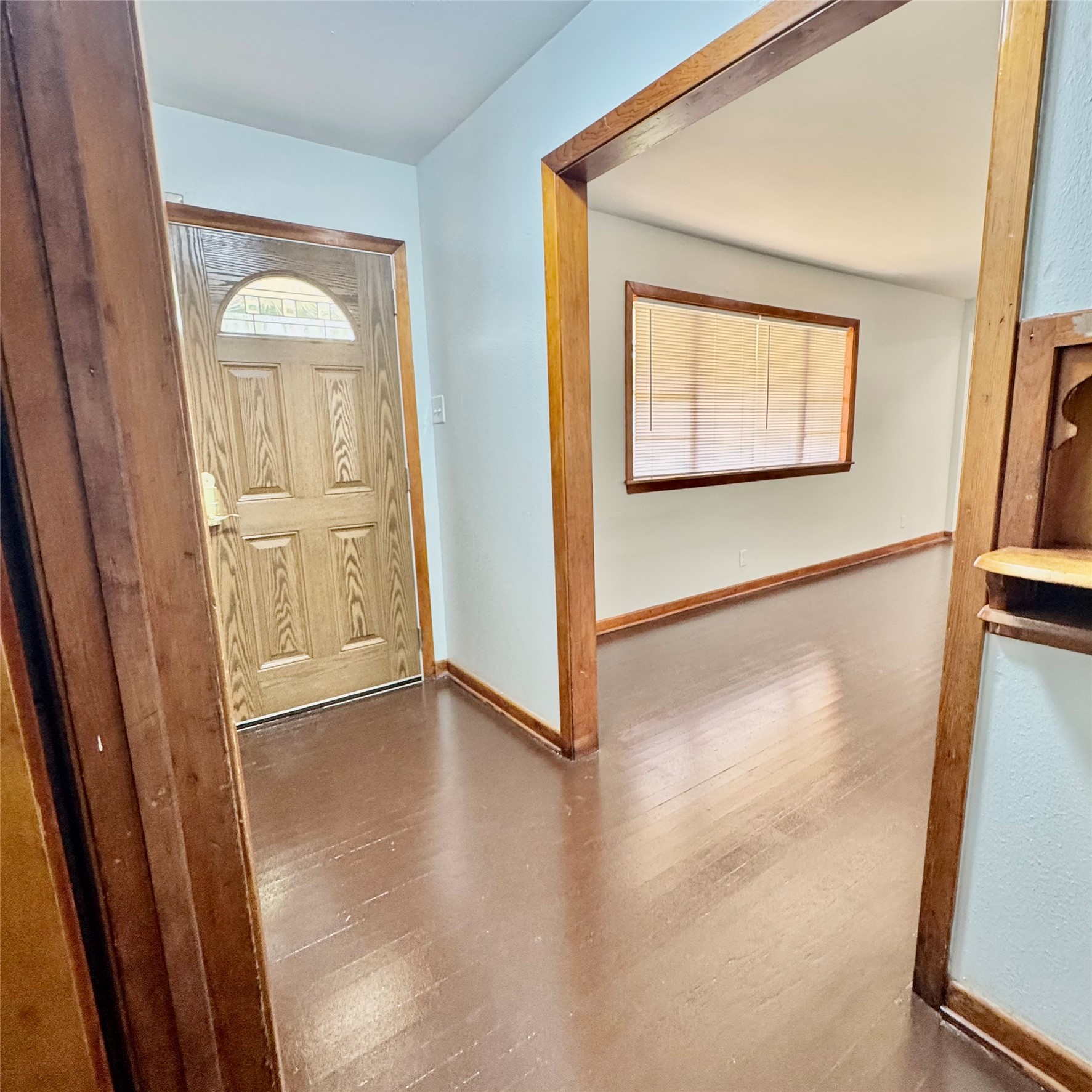 1701 Gillette Street Property Photo 10