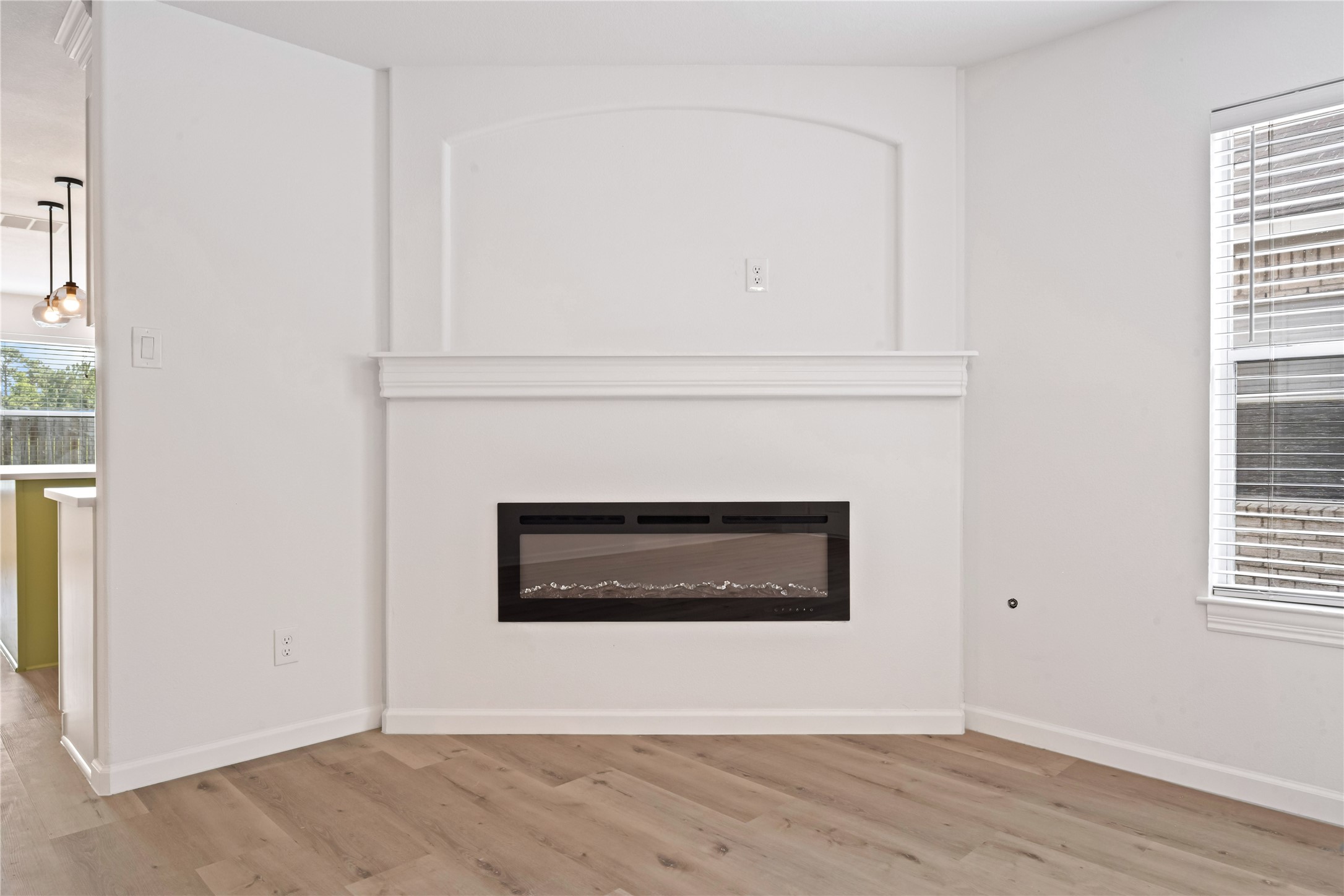 22511 Sweetglen Court Property Photo 5