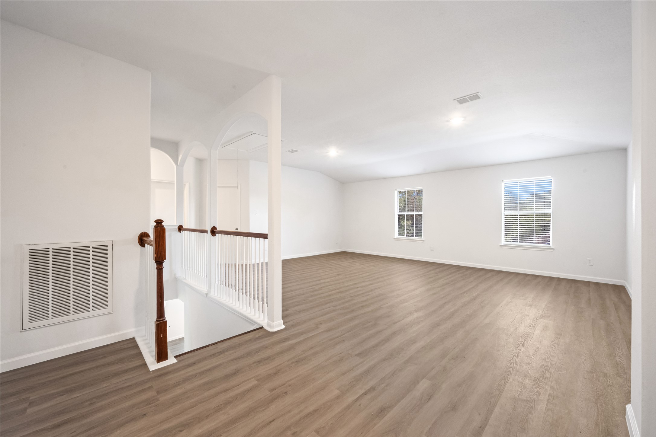22511 Sweetglen Court Property Photo 17