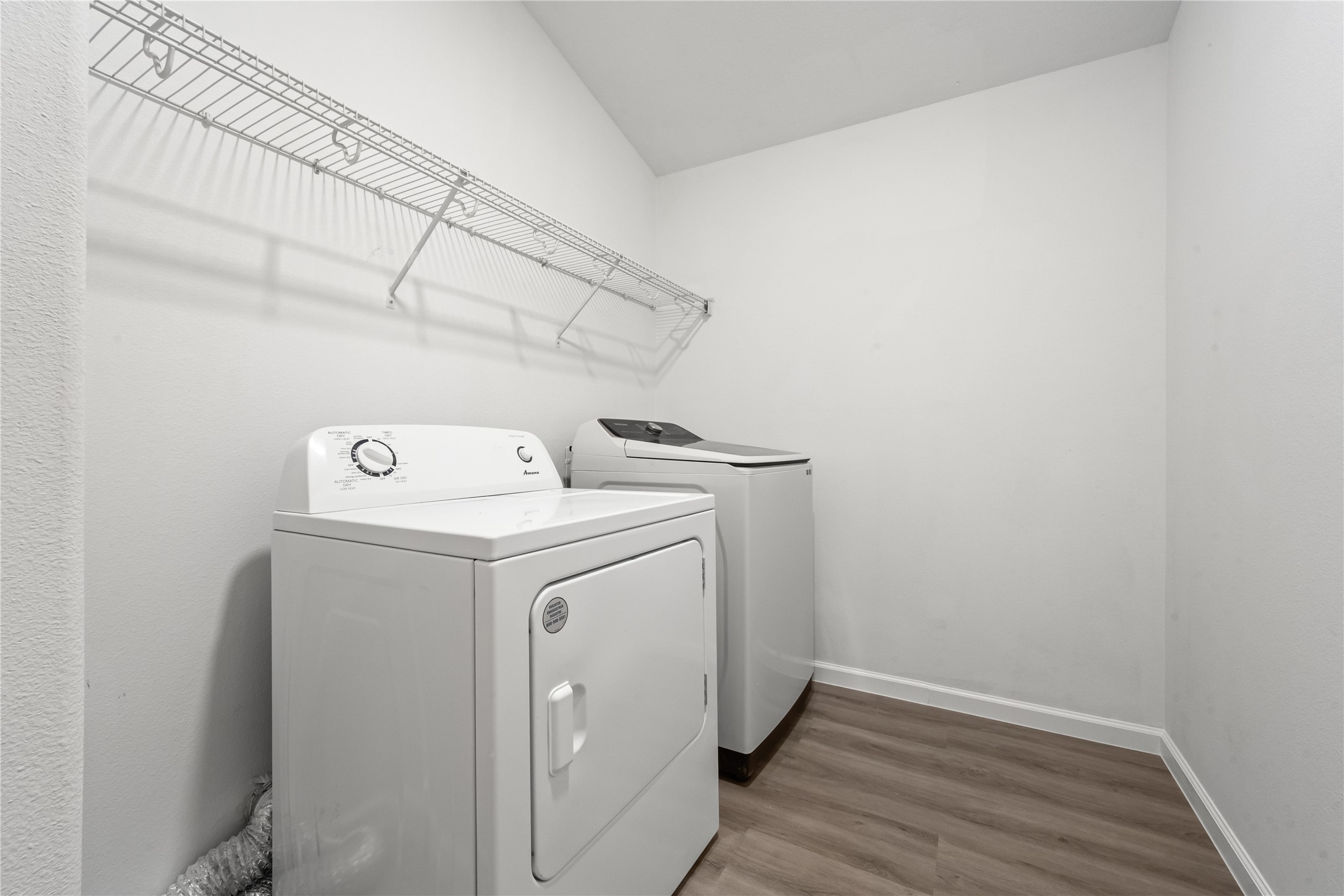 22511 Sweetglen Court Property Photo 21