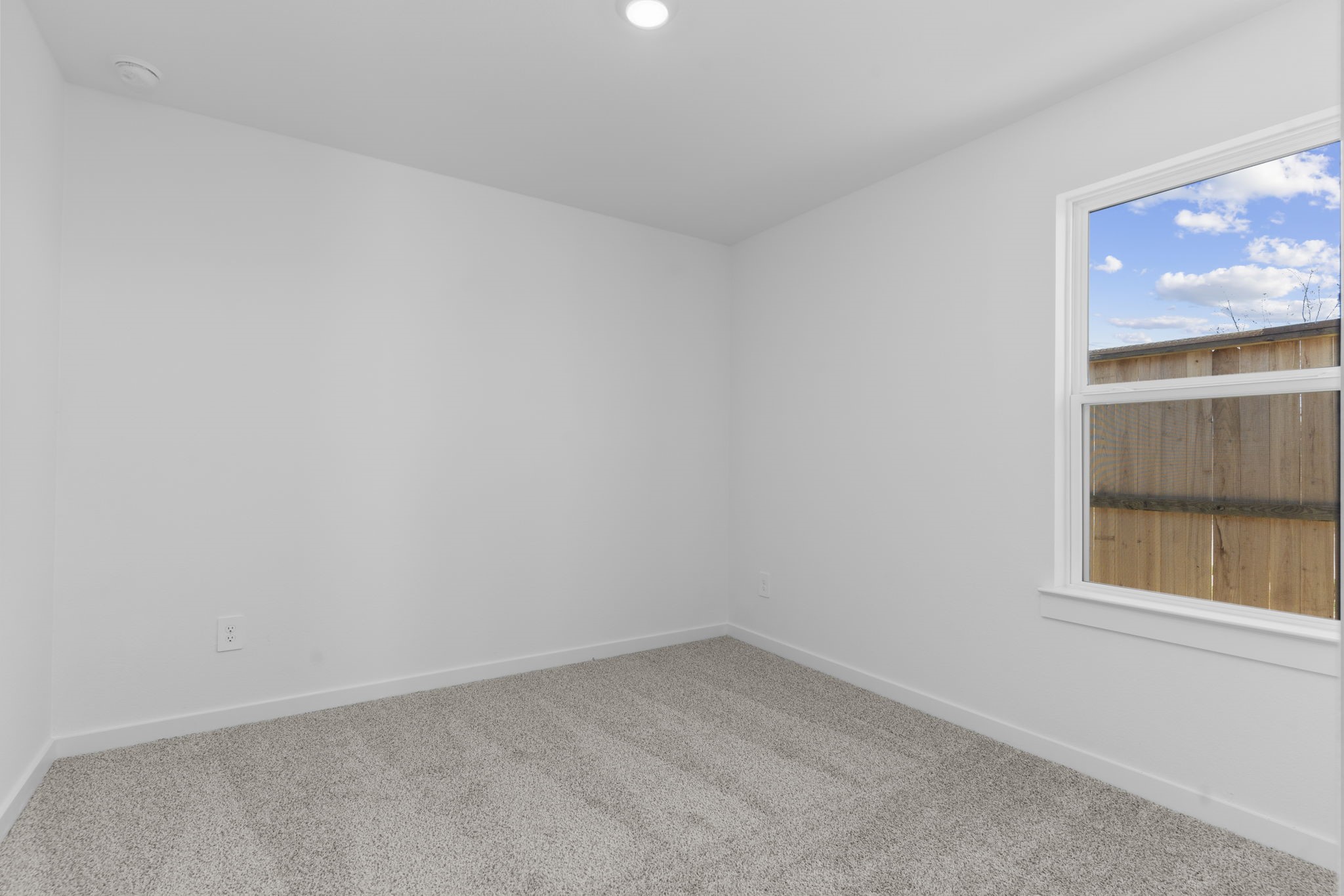 7807 Evening Emerald Property Photo 8