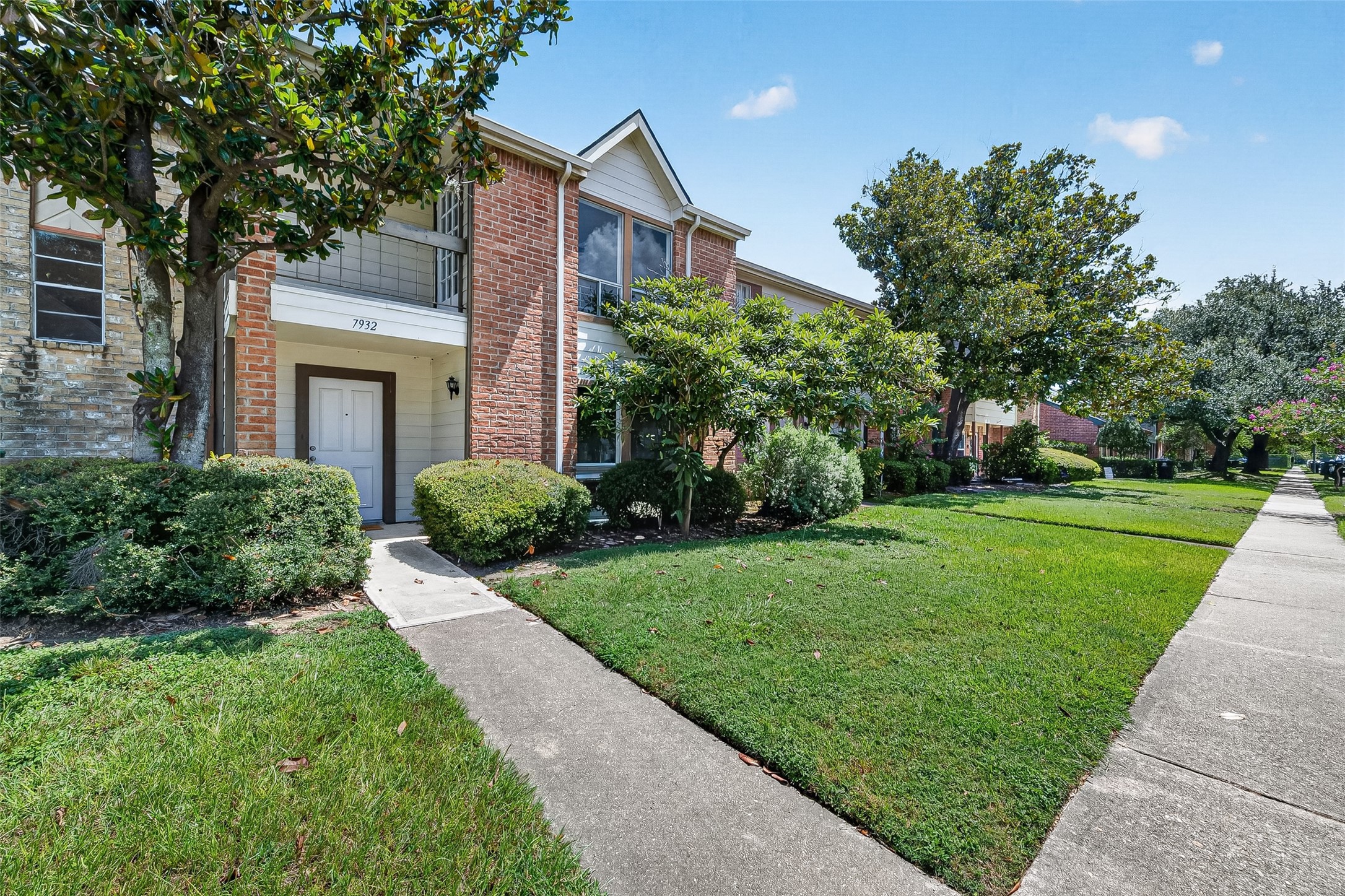 7932 Grow Lane Property Photo 5