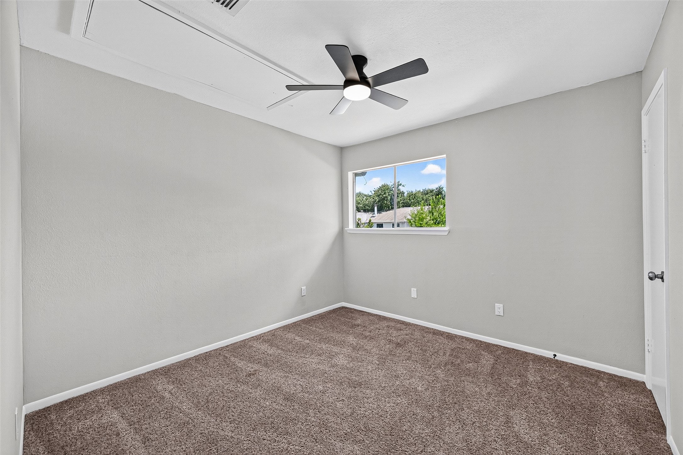 7932 Grow Lane Property Photo 20