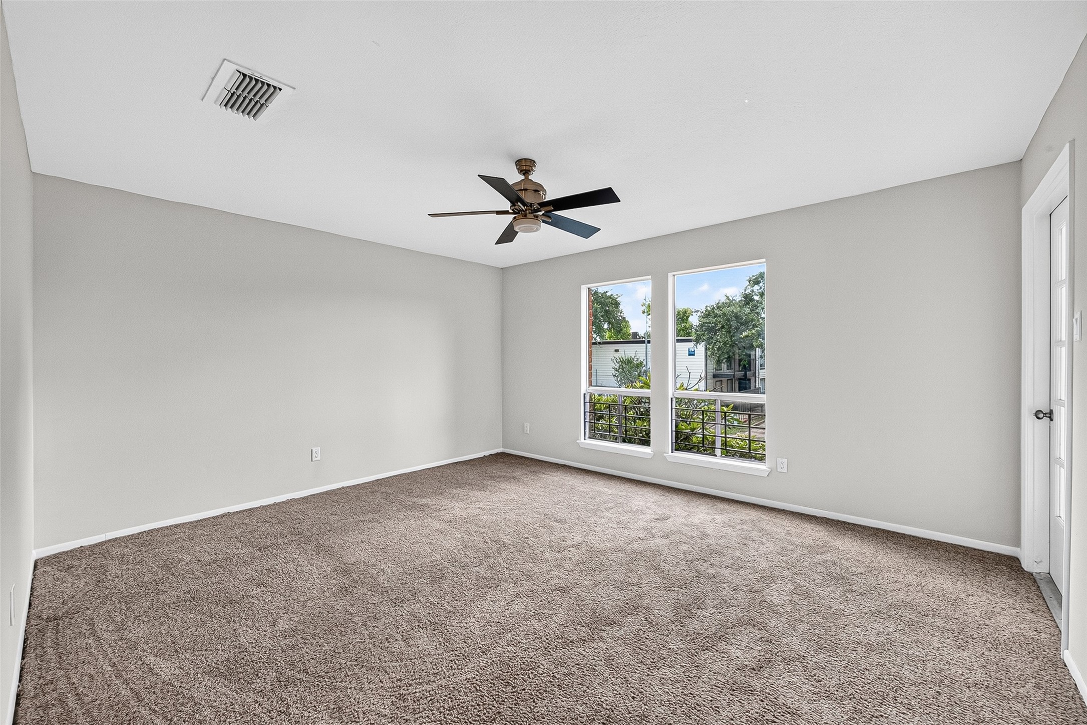 7932 Grow Lane Property Photo 23