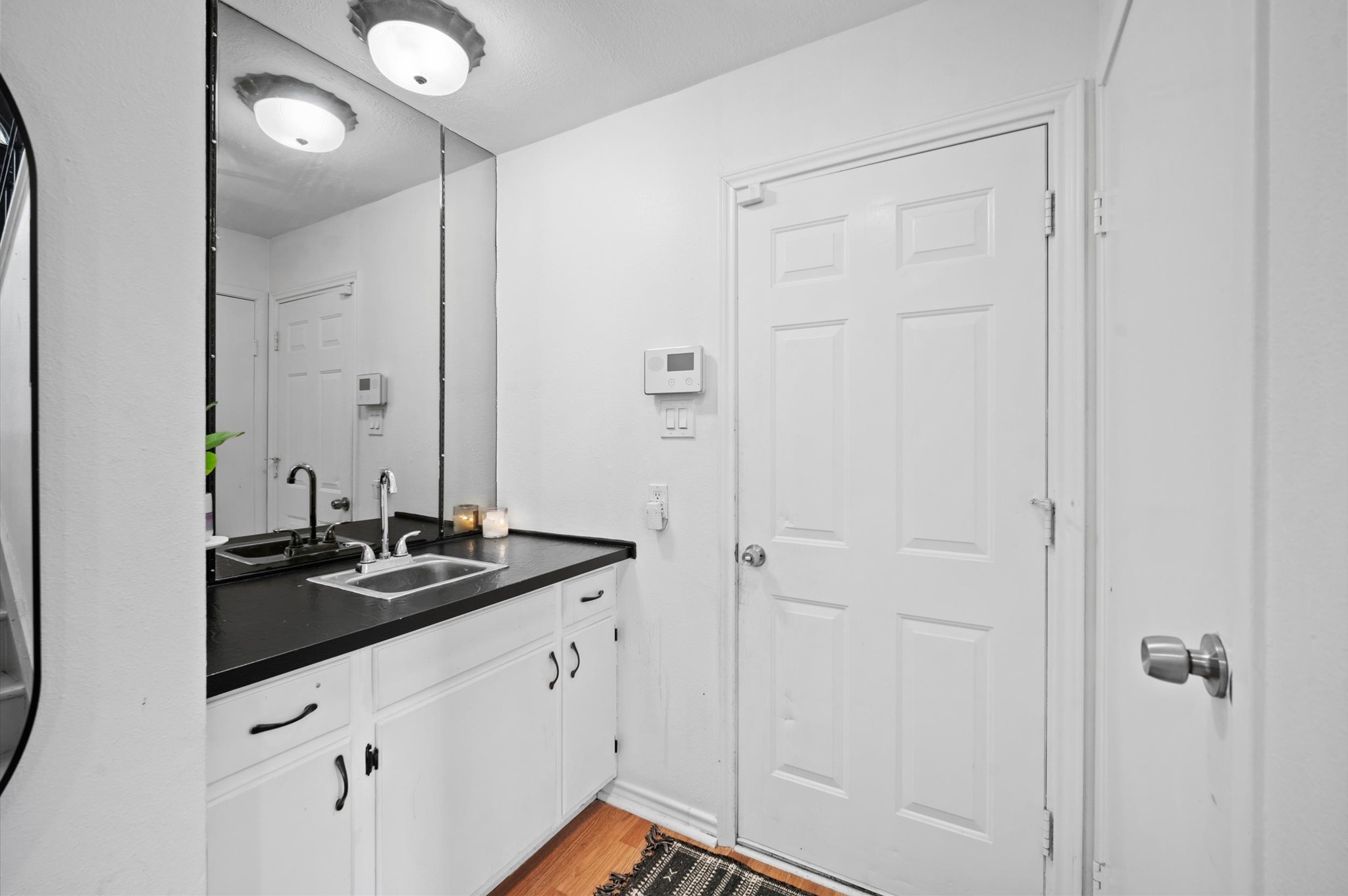 2715 Wood River Drive Property Photo 27