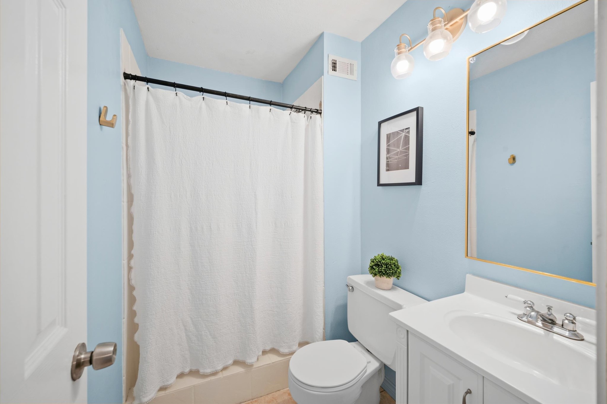 2715 Wood River Drive Property Photo 31