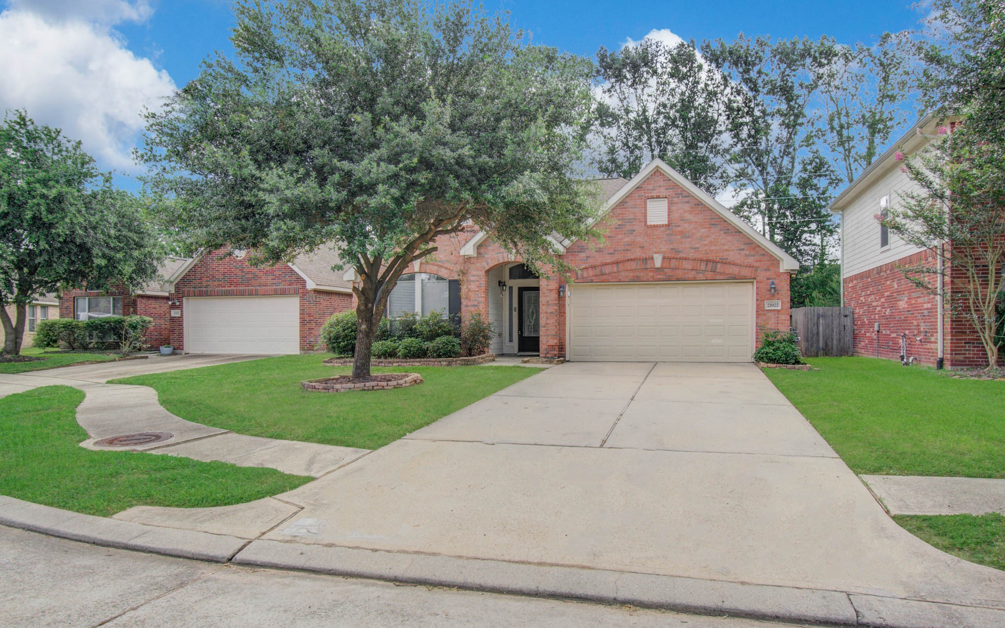 21922 Catoosa Drive Property Photo 5