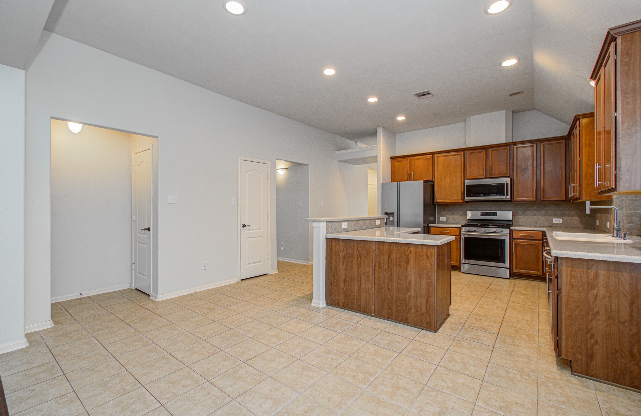 21922 Catoosa Drive Property Photo 12
