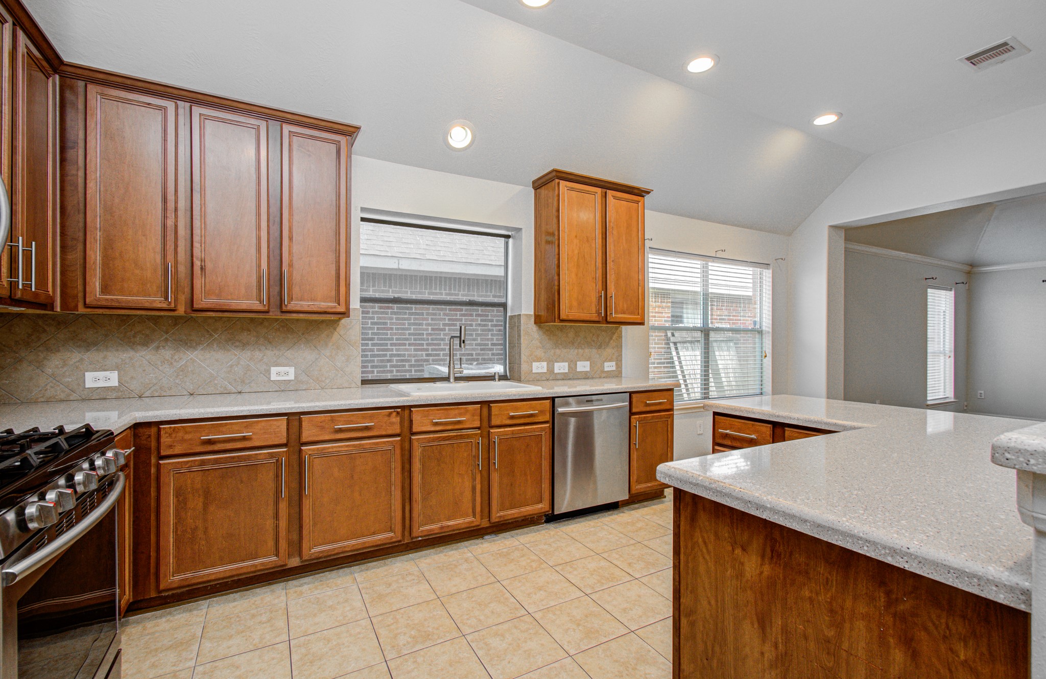 21922 Catoosa Drive Property Photo 15