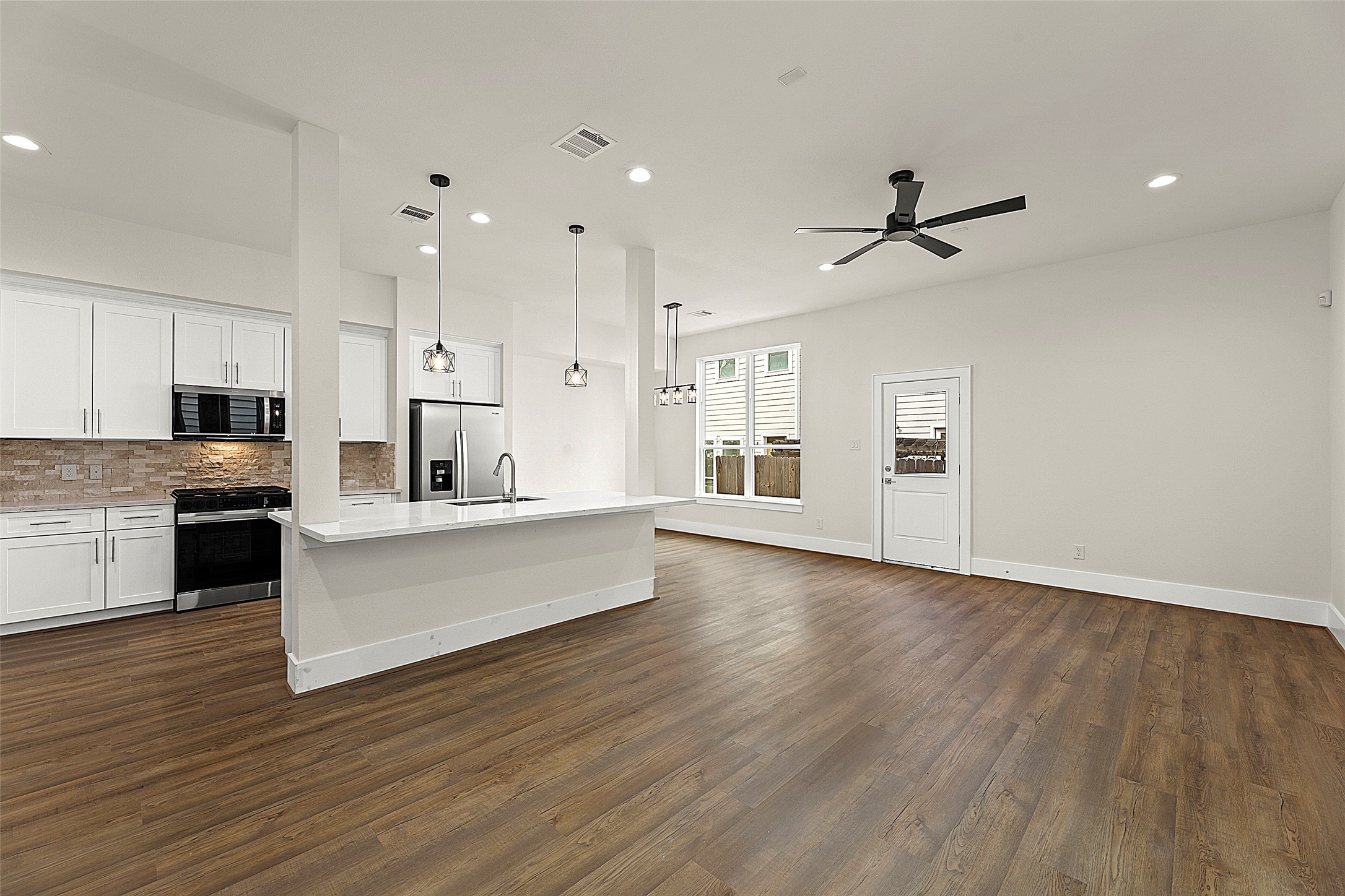 1805 Palmetto Landing Drive Property Photo 14