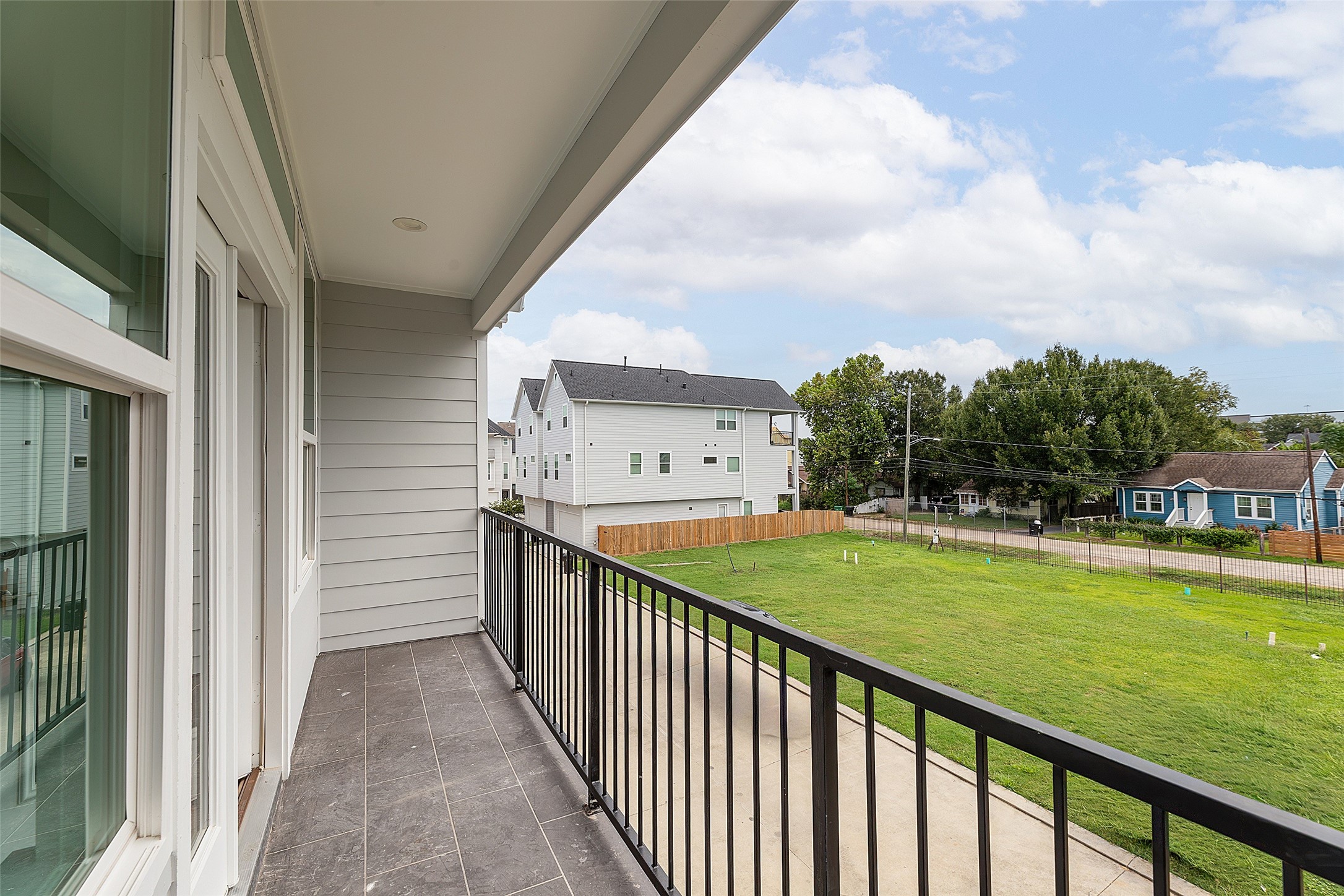 1805 Palmetto Landing Drive Property Photo 27