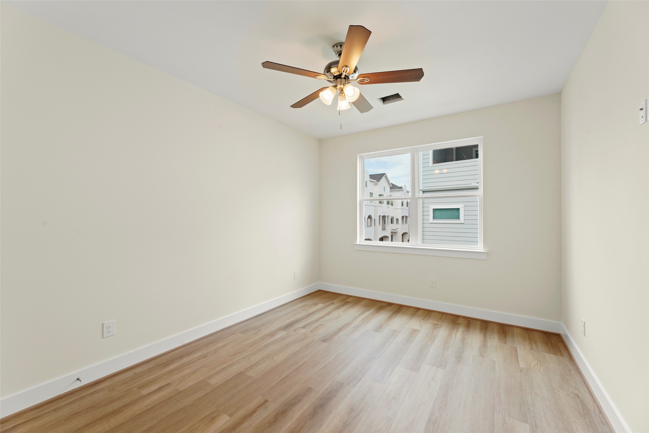 1805 Palmetto Landing Drive Property Photo 37