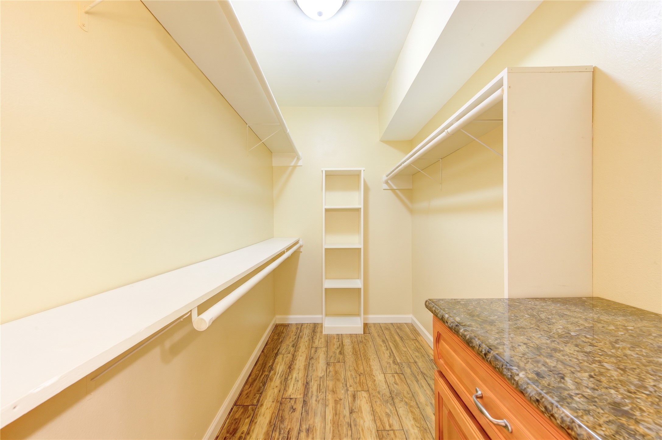 361 N Post Oak Lane 241 Property Photo 14