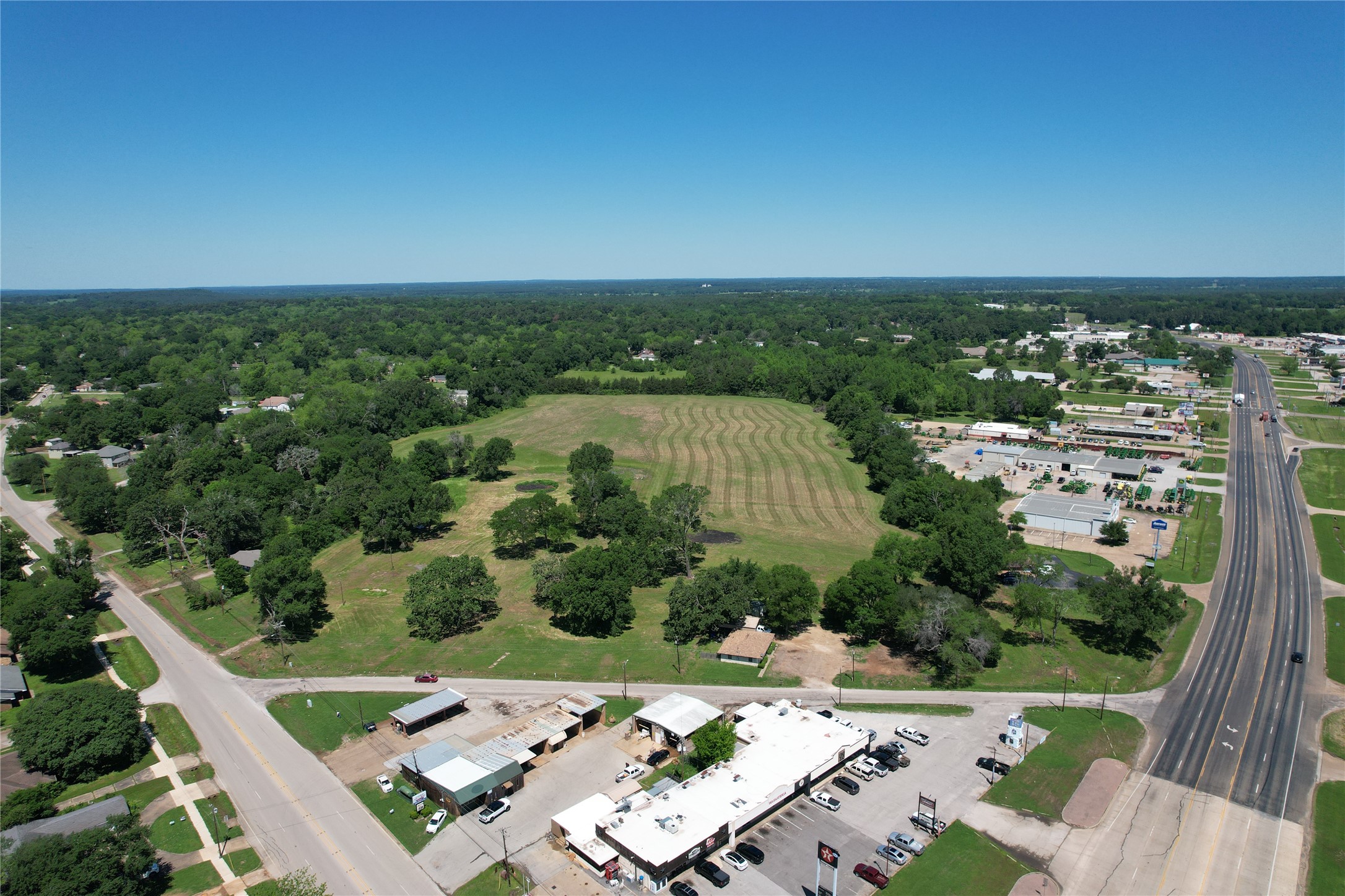 Tbd E Loop 304 / Joe Kale Road Property Photo 2