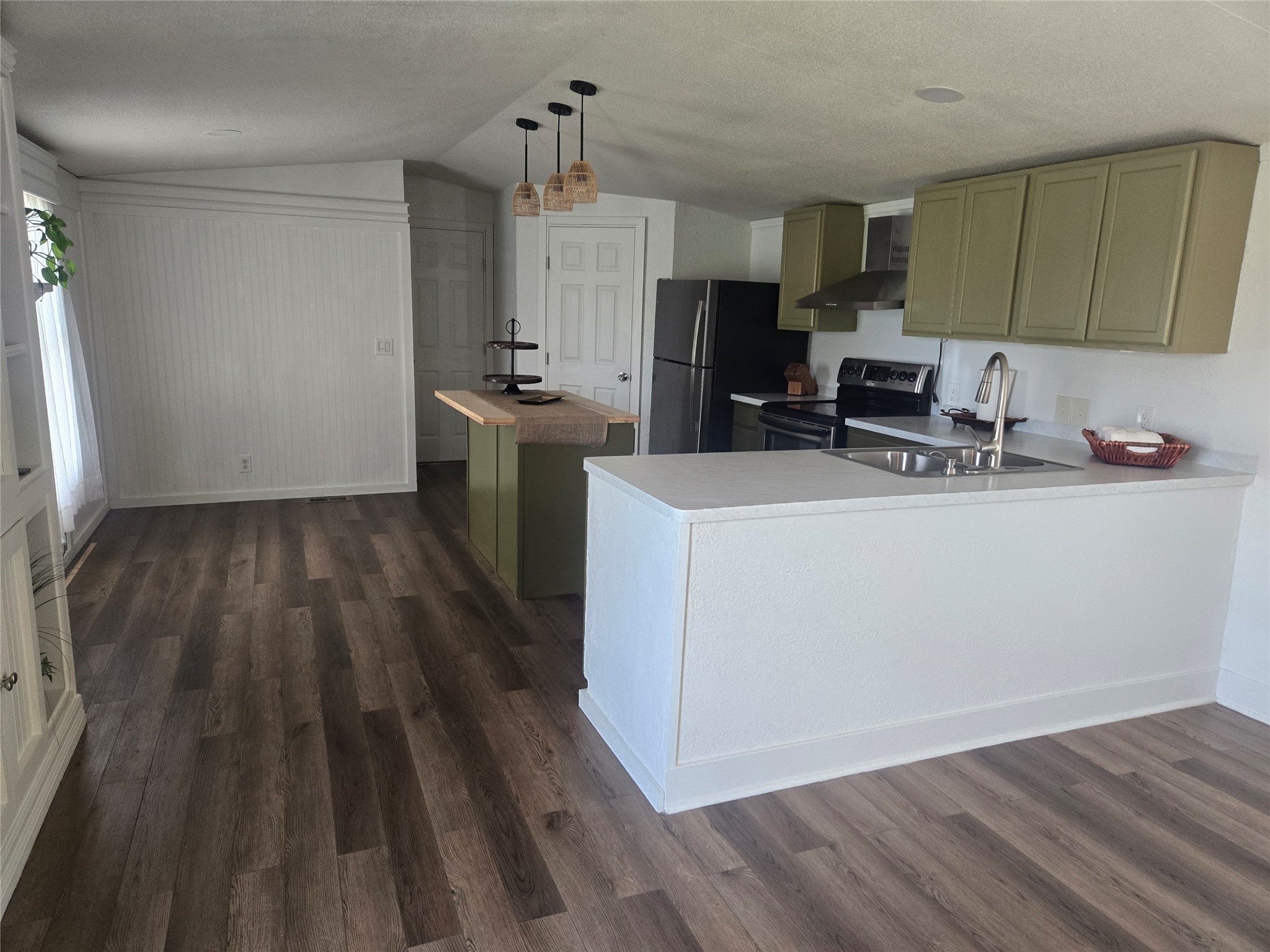 1247 Kersten Road Property Photo 2