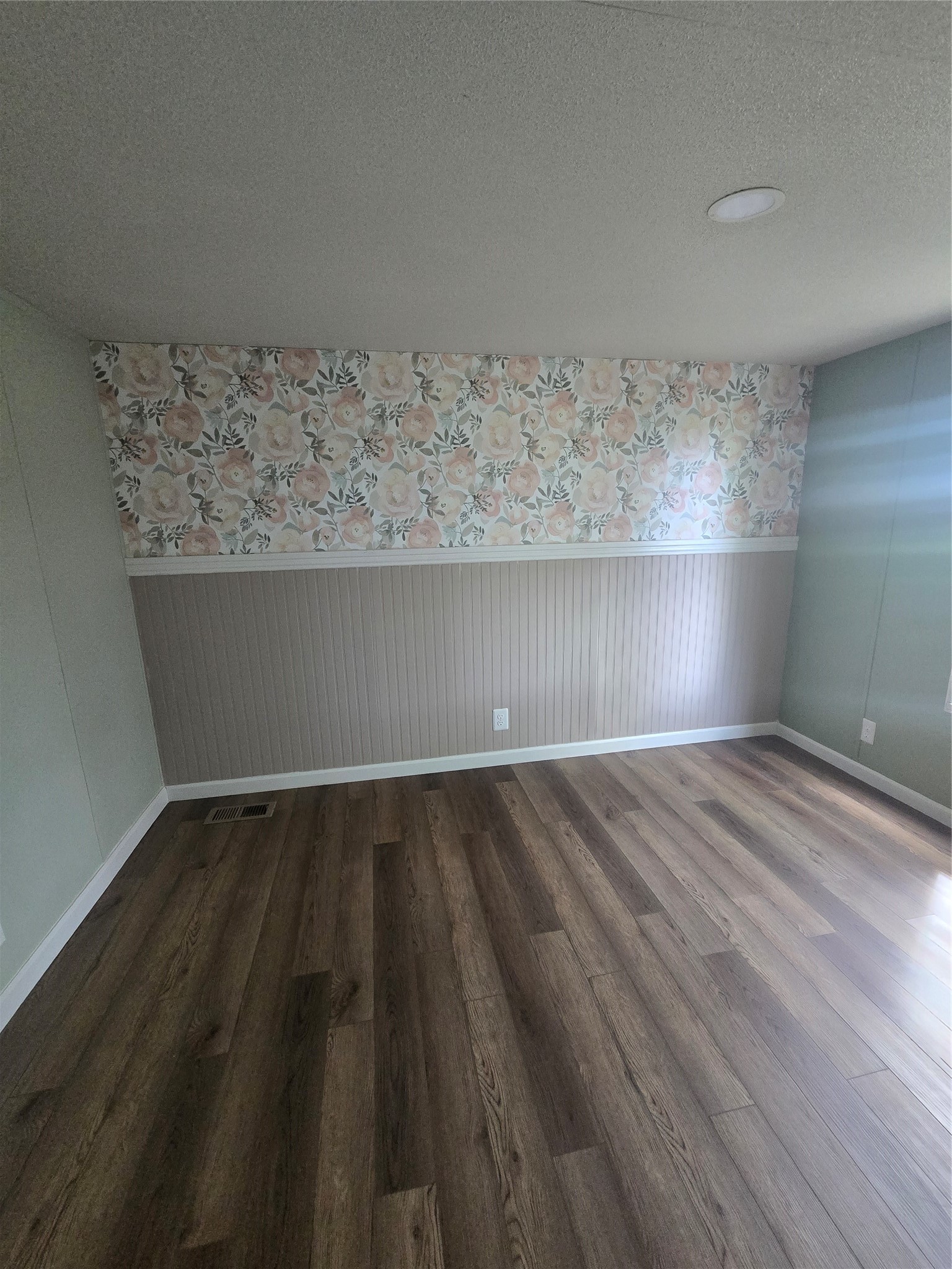 1247 Kersten Road Property Photo 8