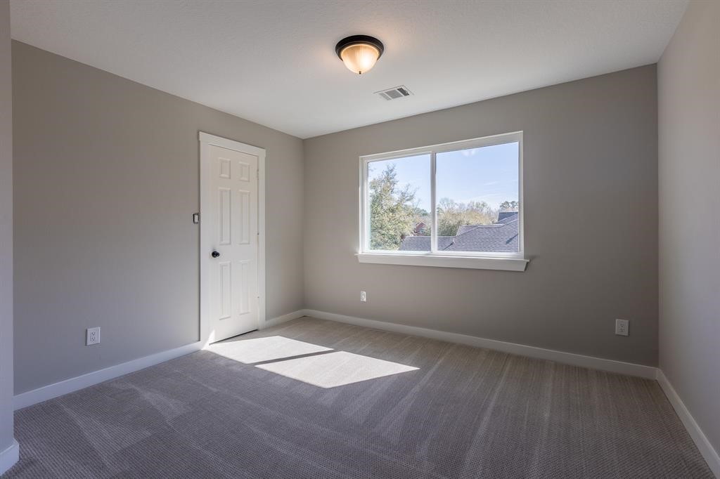 522 Jeremy Court Property Photo 33