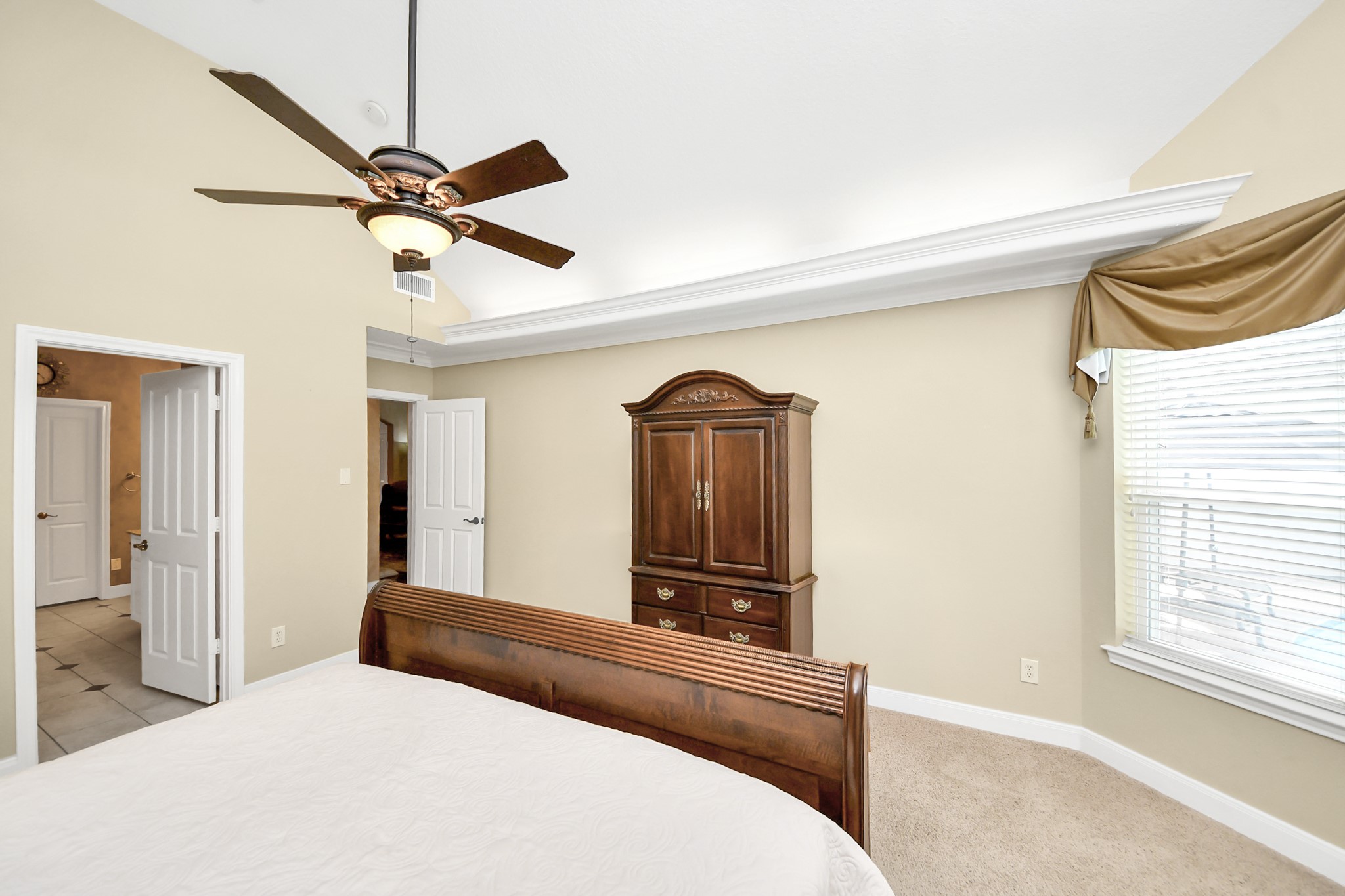 16 Twin Valley Drive Property Photo 29