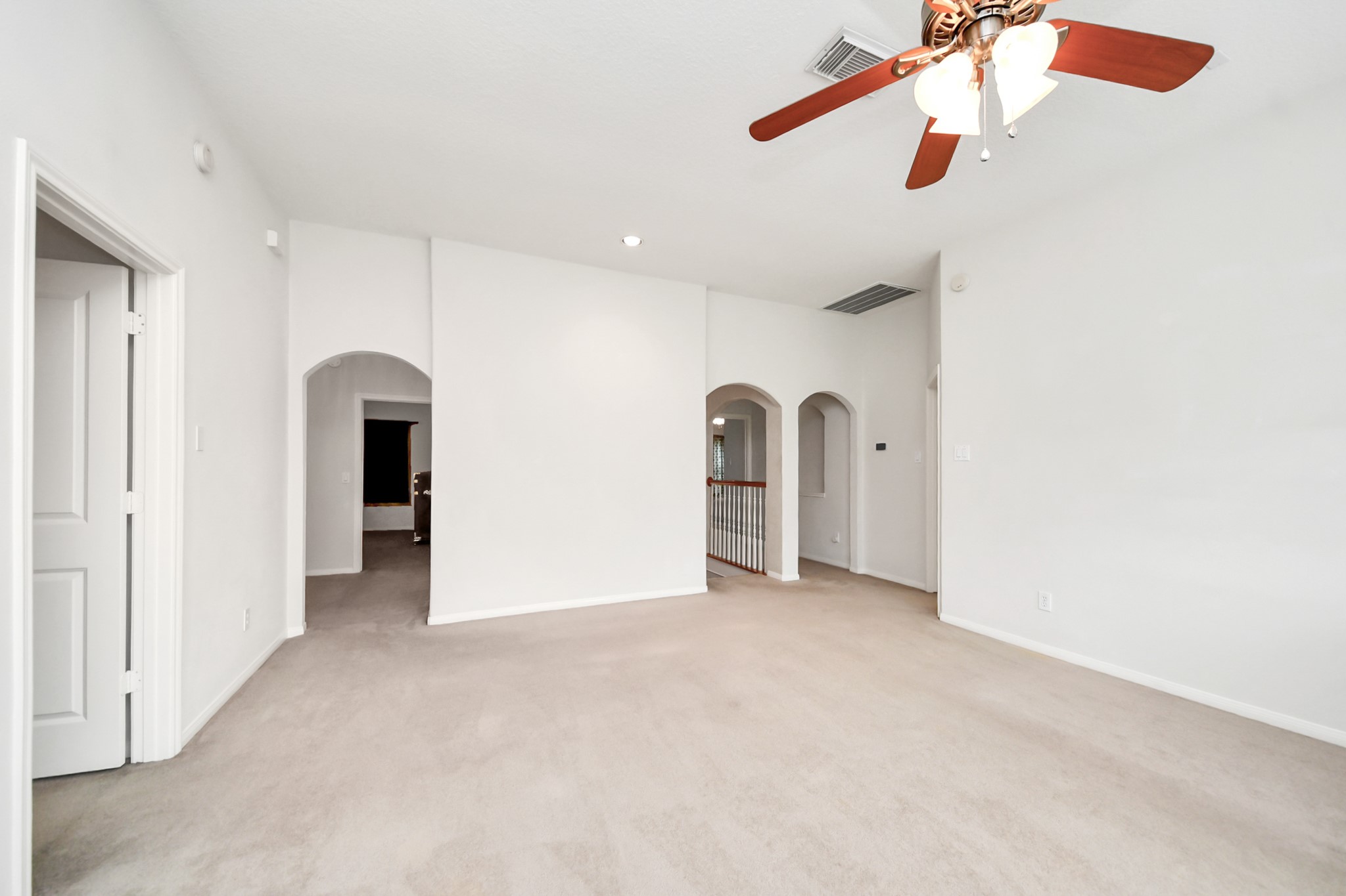 16 Twin Valley Drive Property Photo 34