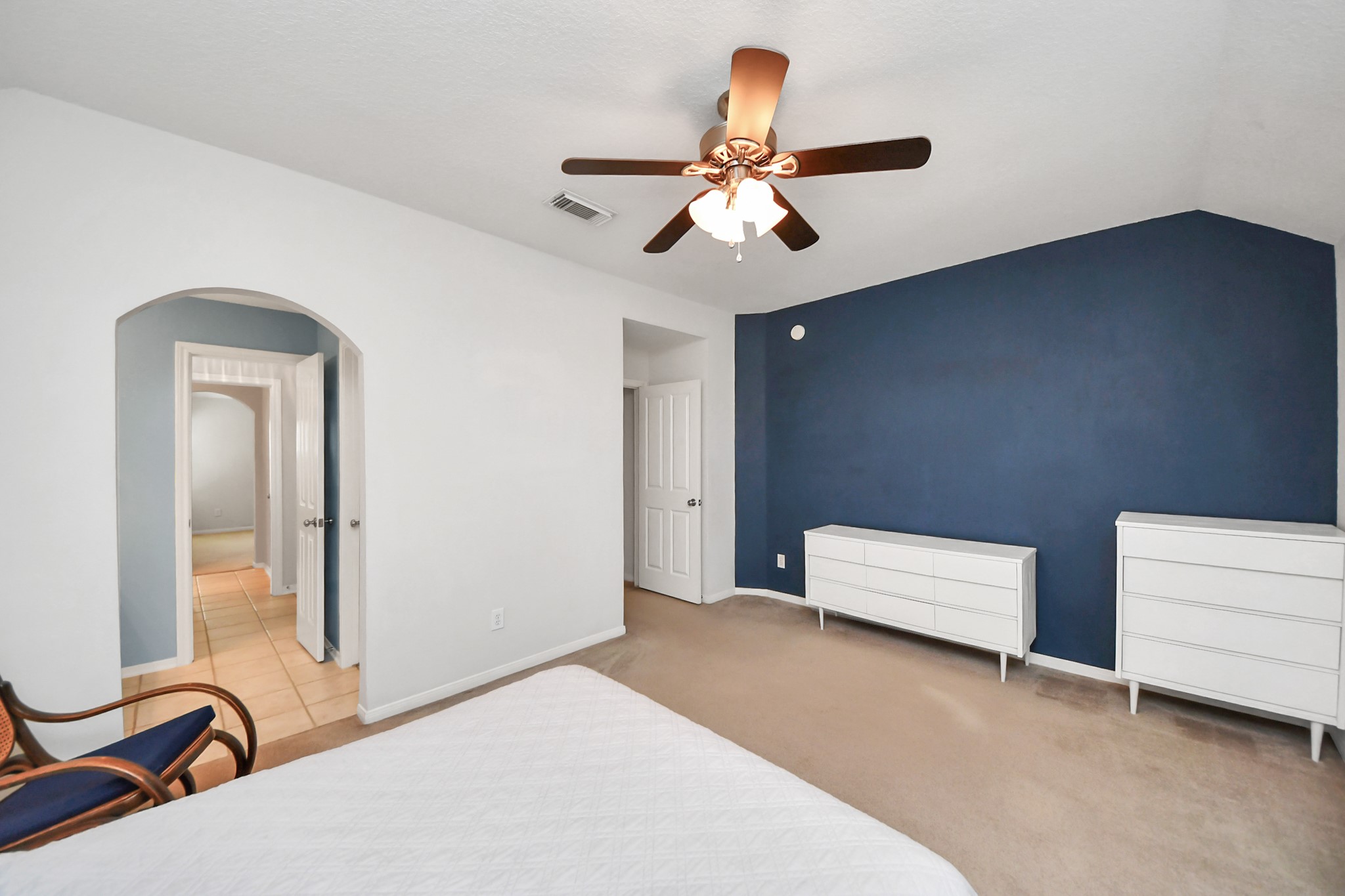 16 Twin Valley Drive Property Photo 38