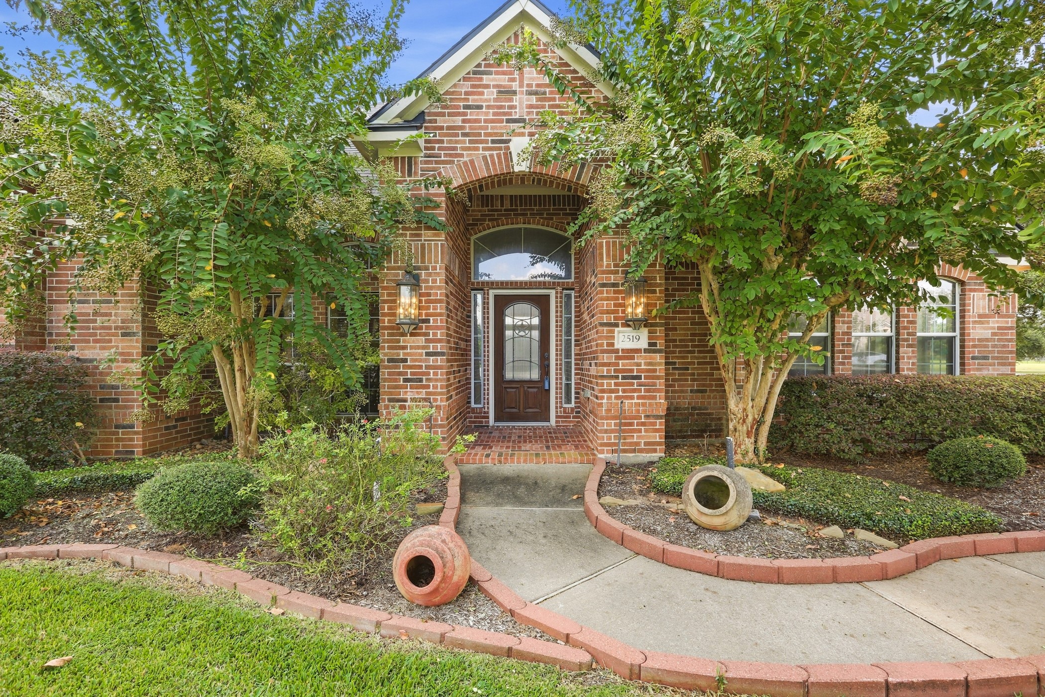 2519 Sandy Point Drive Property Photo 1