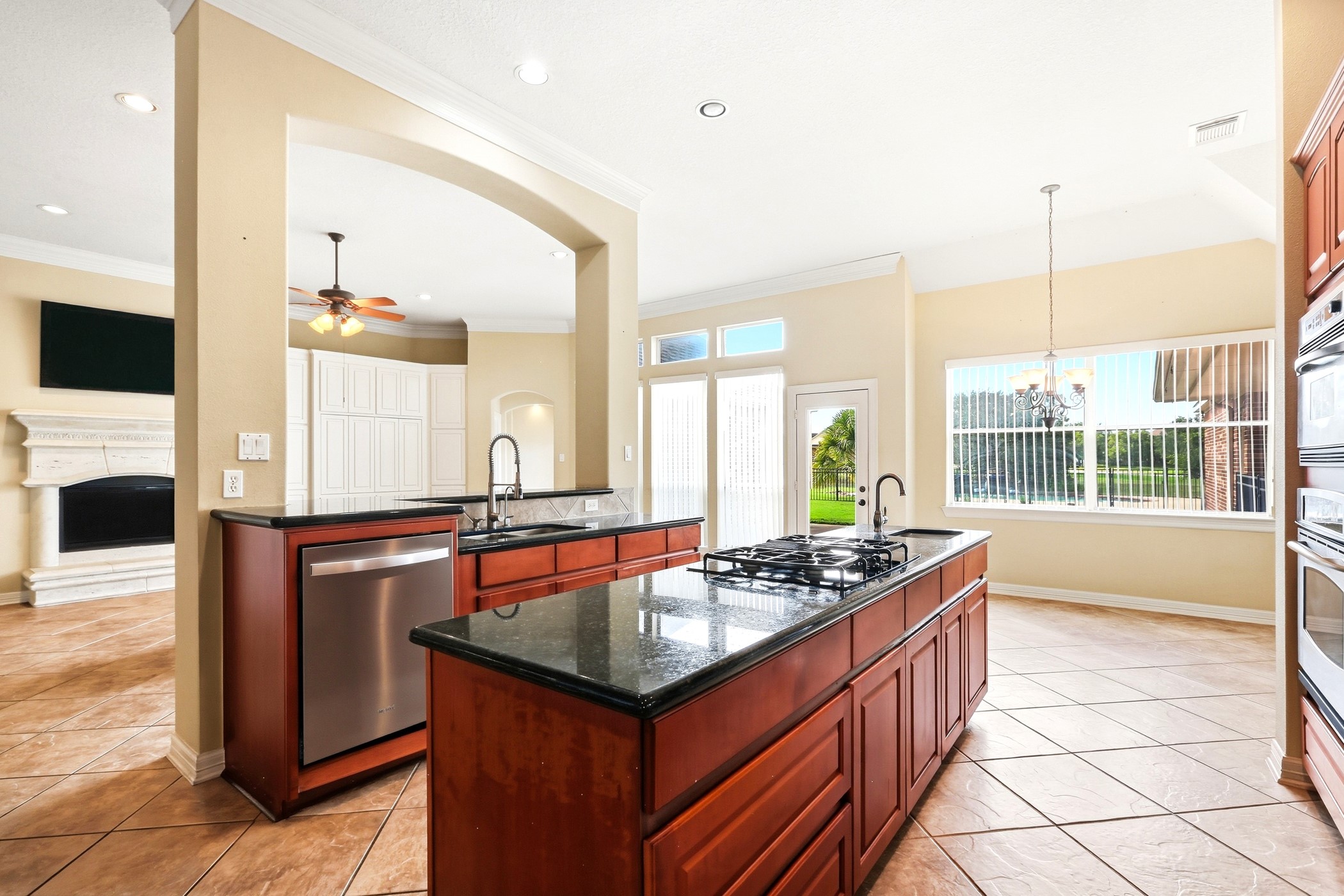 2519 Sandy Point Drive Property Photo 12