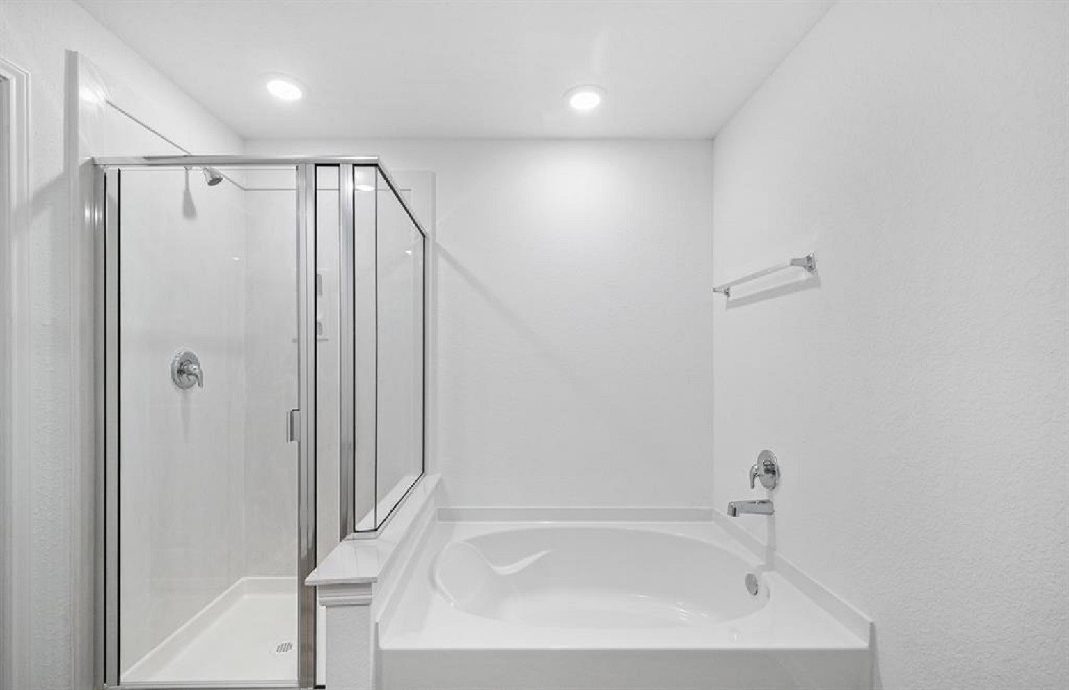 1020 Laguna Cove Drive Property Photo 15