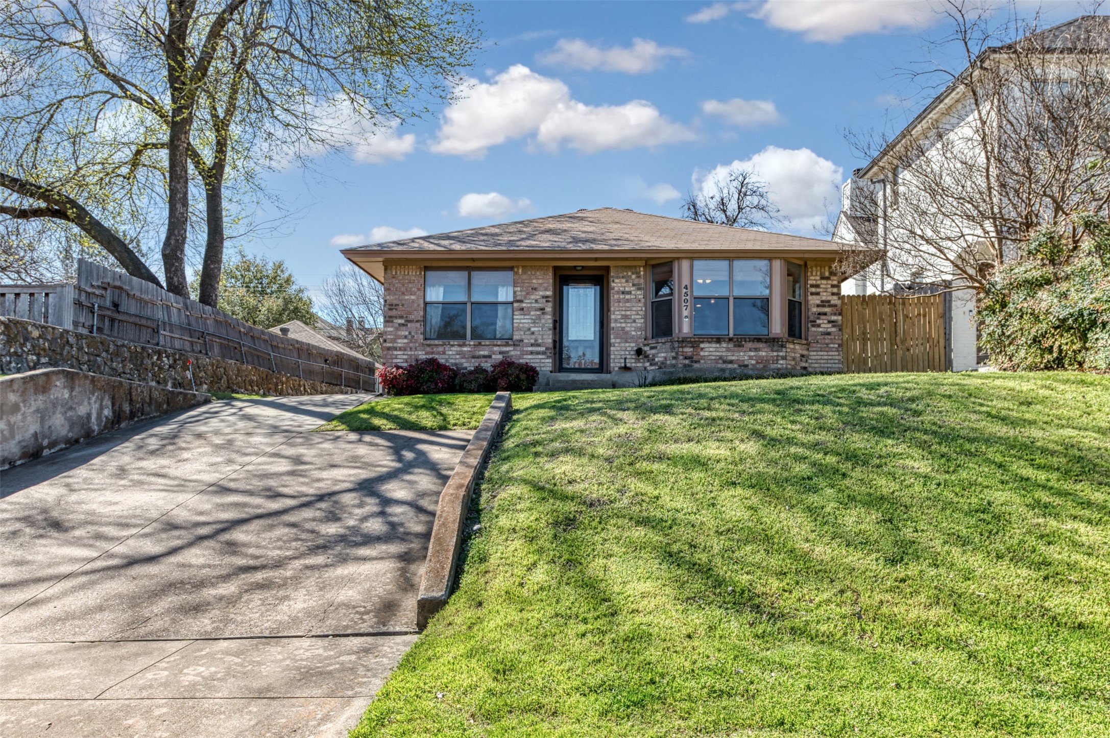 4507 El Campo Avenue