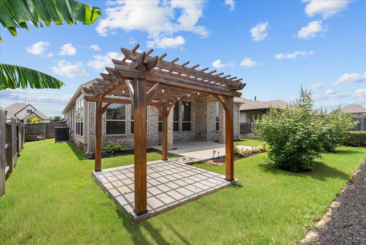 23722 Lively Ferry Lane Property Photo 7