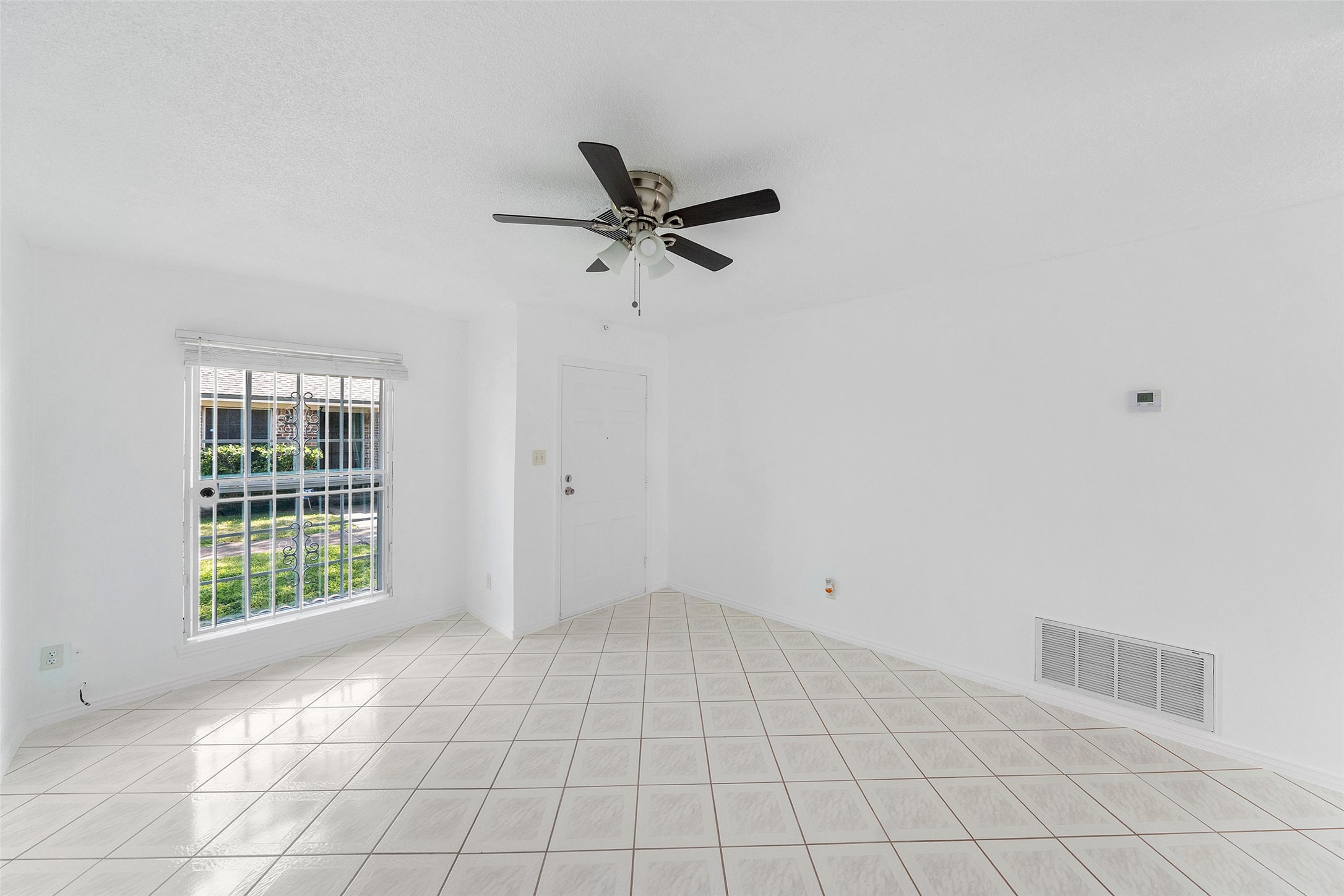 9436 Neuens Road 9436 Property Photo 6