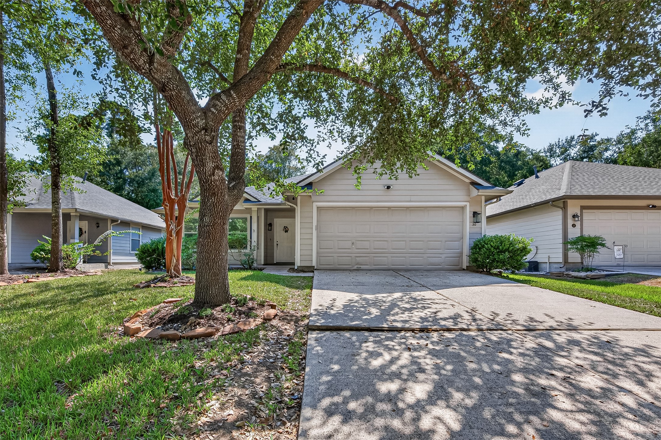 30 S Vesper Bend Circle Property Photo 1