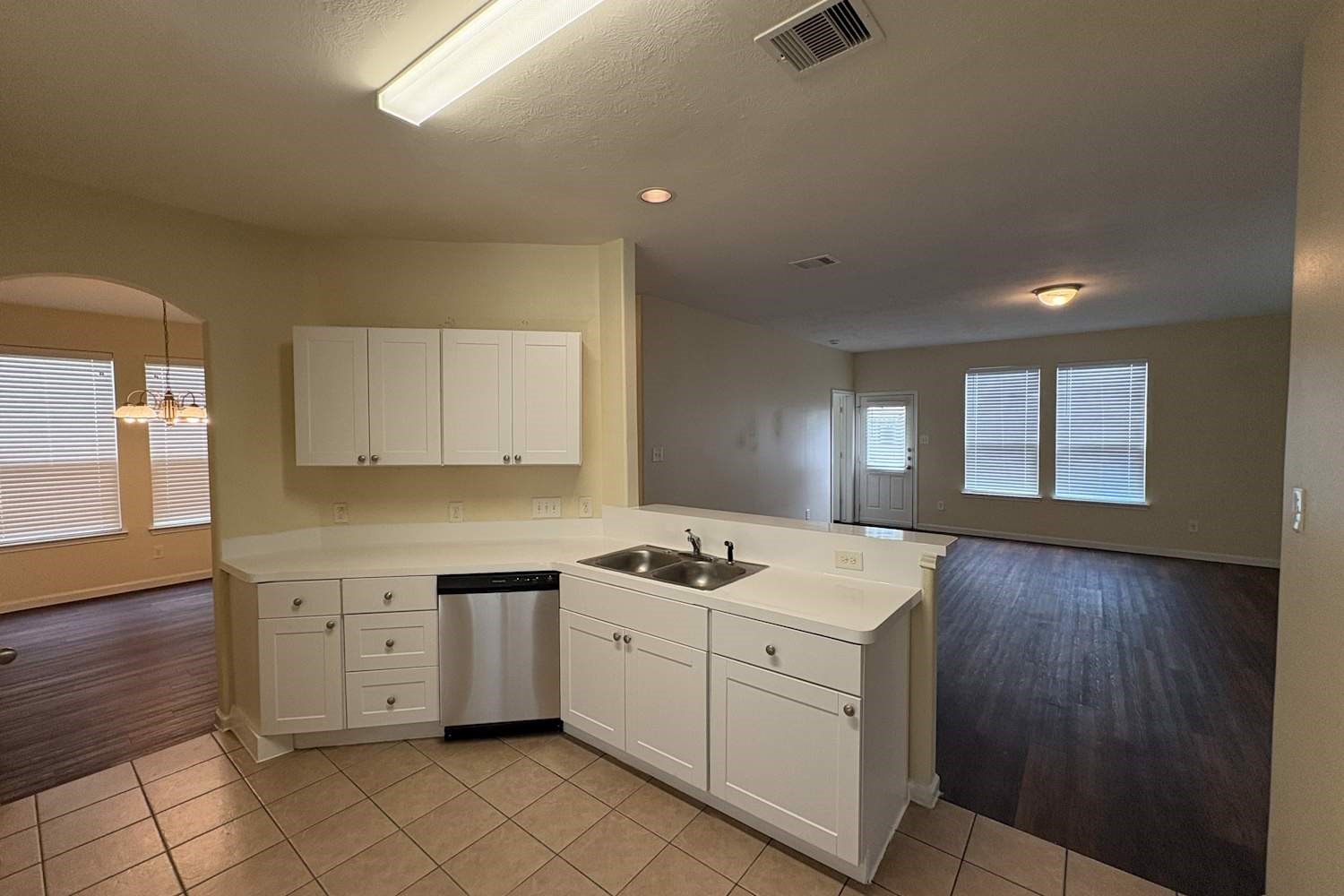 1010 Doubletree Glen Drive Property Photo 4